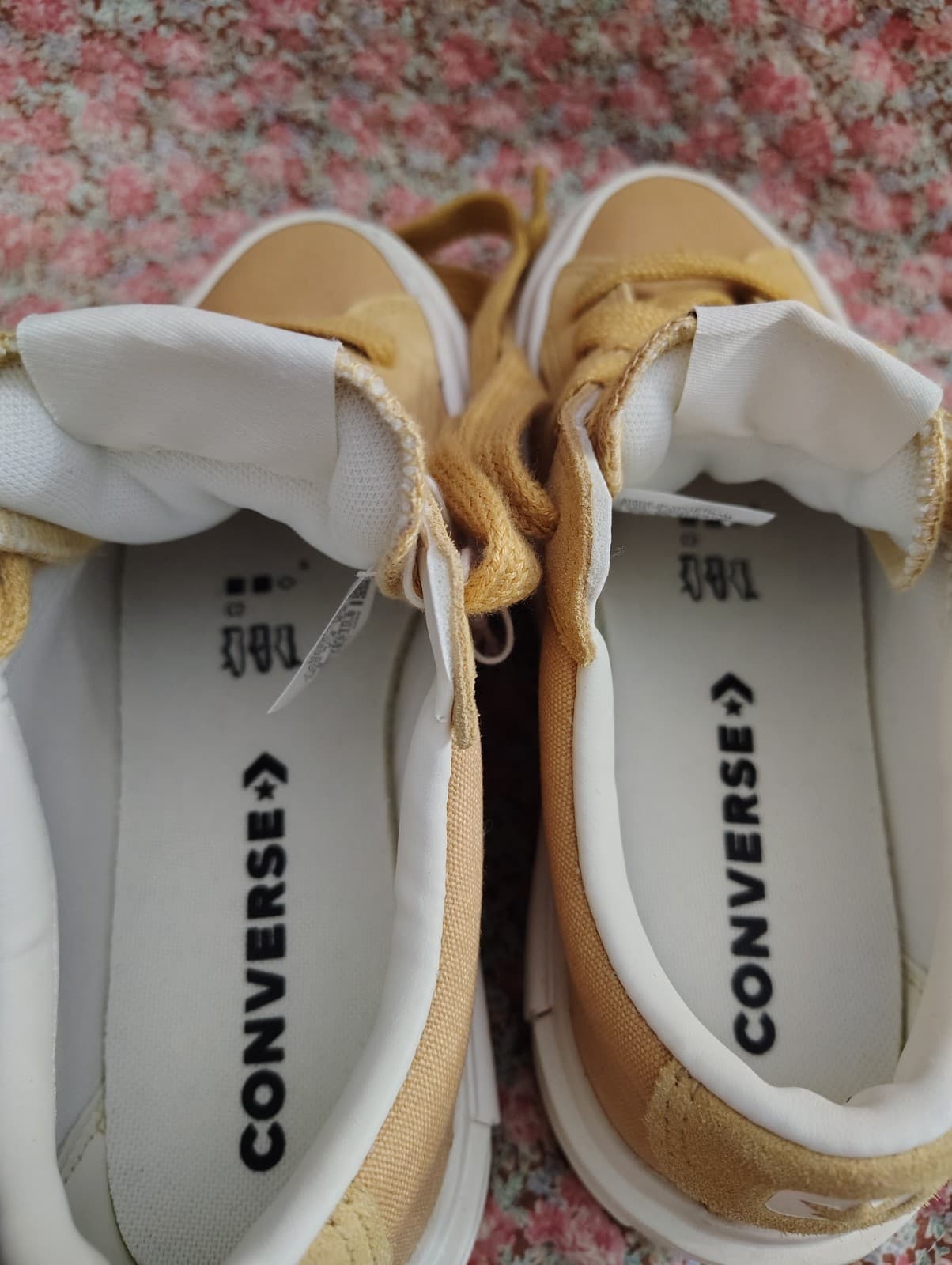 NEW Converse All Stars Mustard Yellow Platform Sneakers, Women's 7.5/Mens 6 - Thumbnail 9