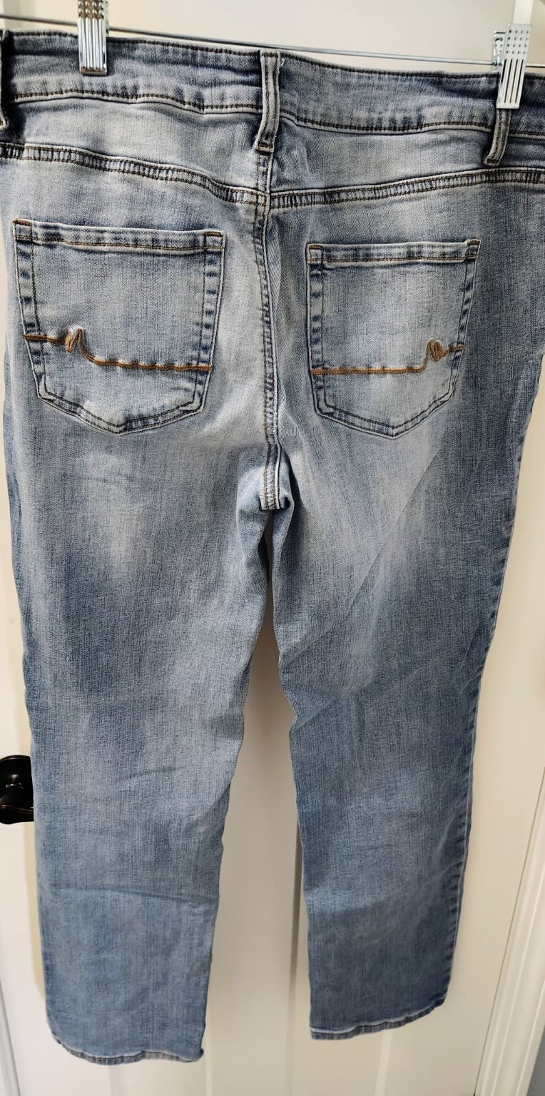 Maurices Womens Jeans Size 10 Short Mid-Rise Straight EUC - Thumbnail 5