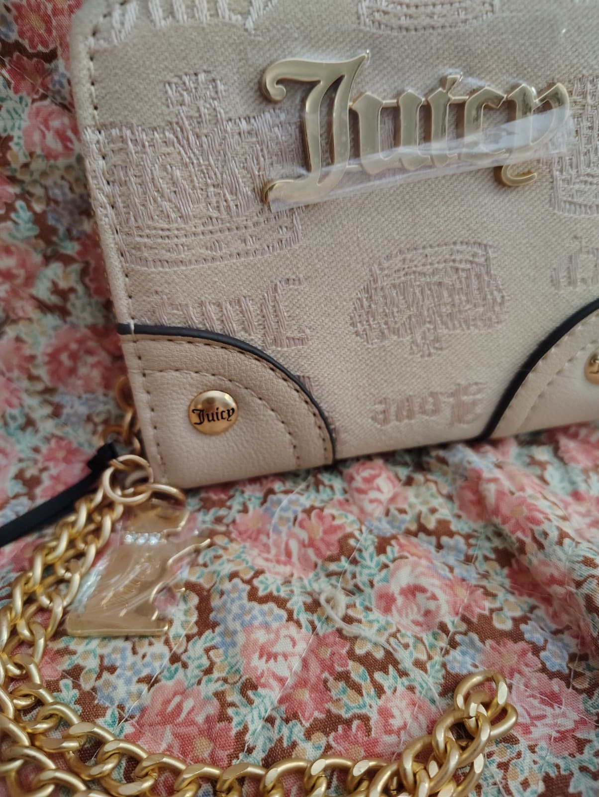 NEW Juicy Couture Exclusive Wristlet Wallet With Gold Bling Puppy Charm, Chain - Thumbnail 8