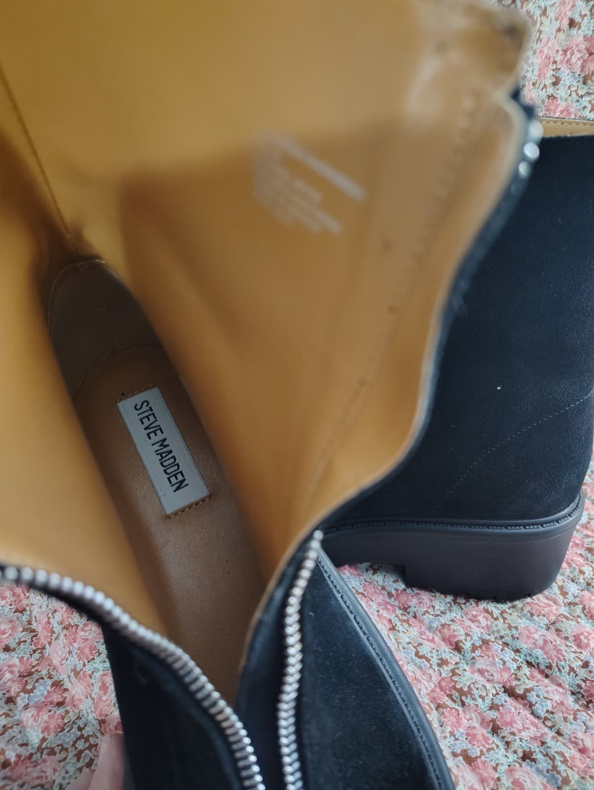 NEW Steve Madden Black Suede Leather Boots, Size 9.5 - Thumbnail 6