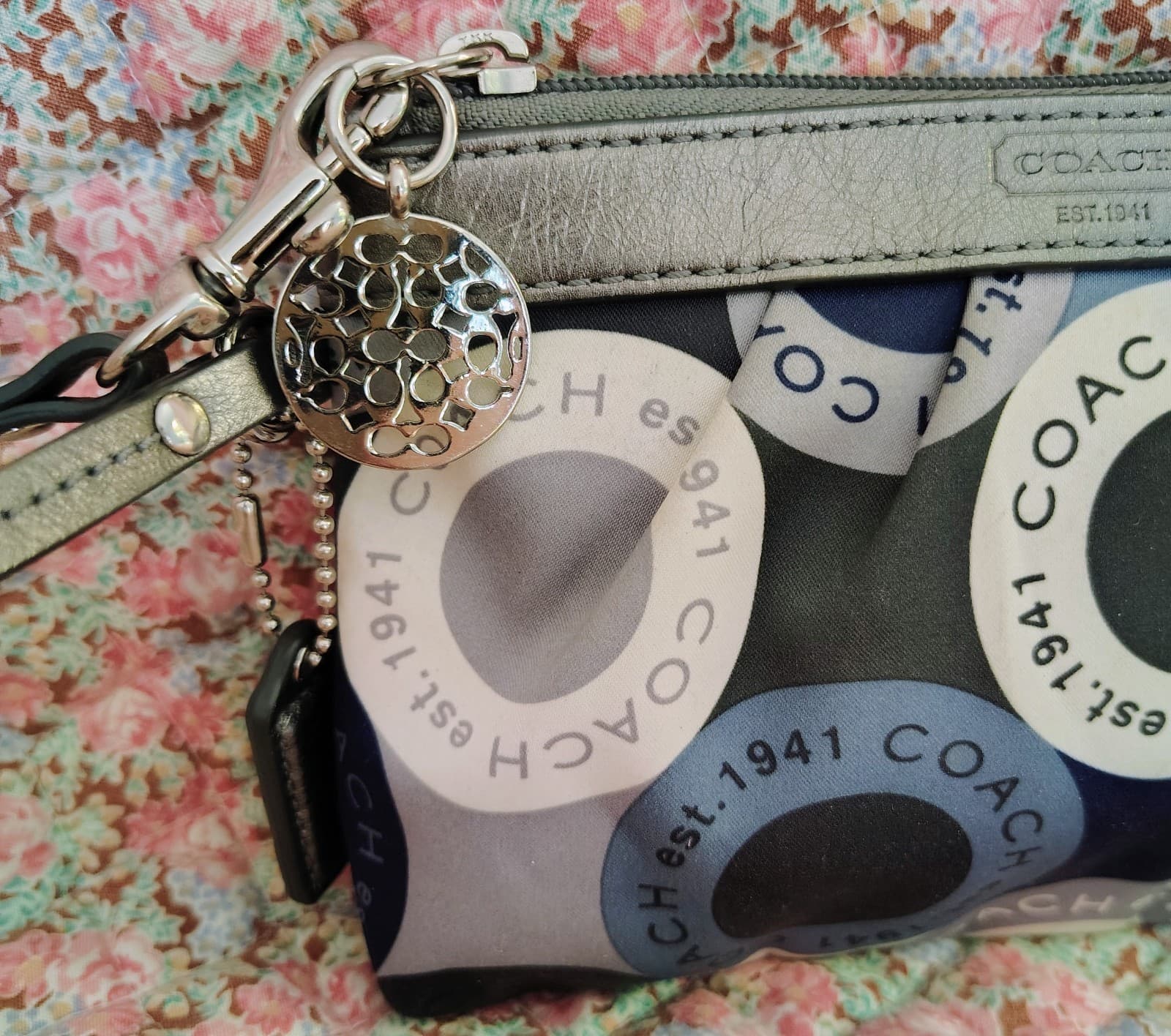 Coach Blue Gray Logo Wristlet Silver Leather And Charm - Thumbnail 4