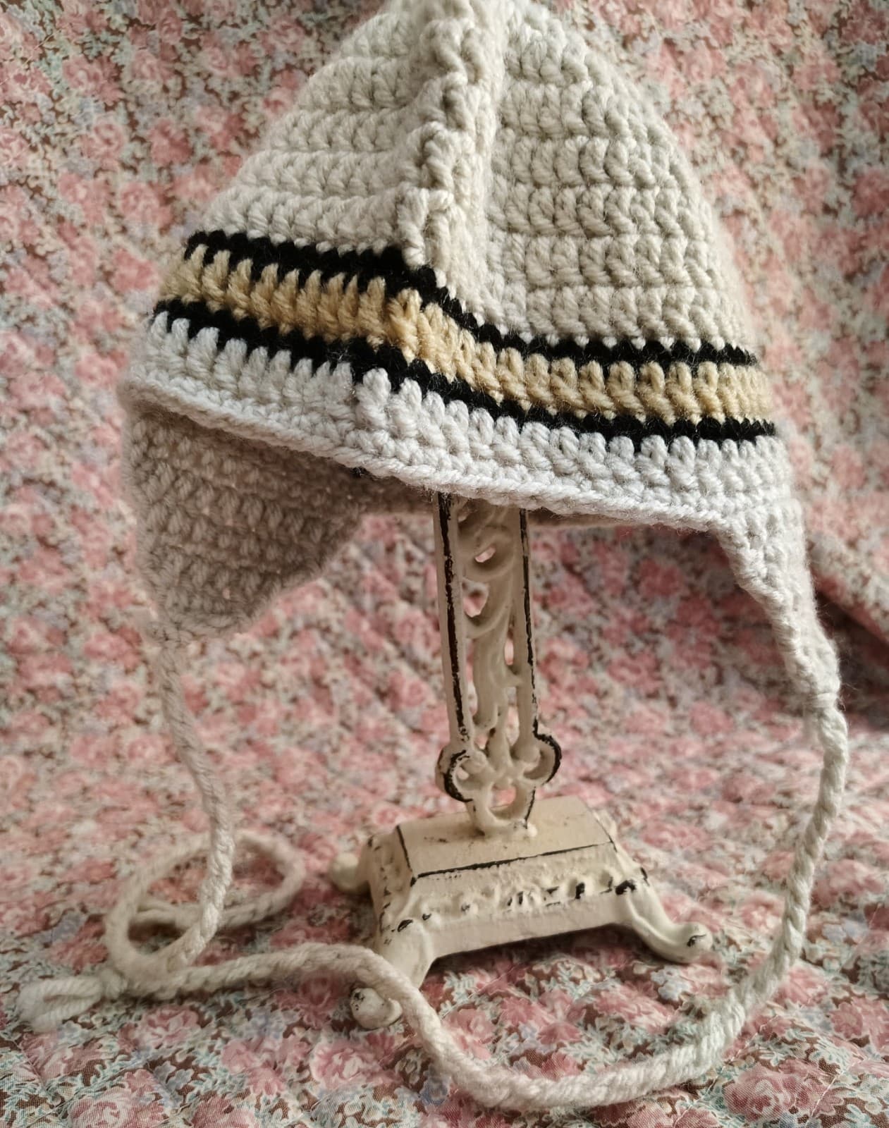 Handmade Amish Infant Knitted Baby Beanie Hat - Thumbnail 3