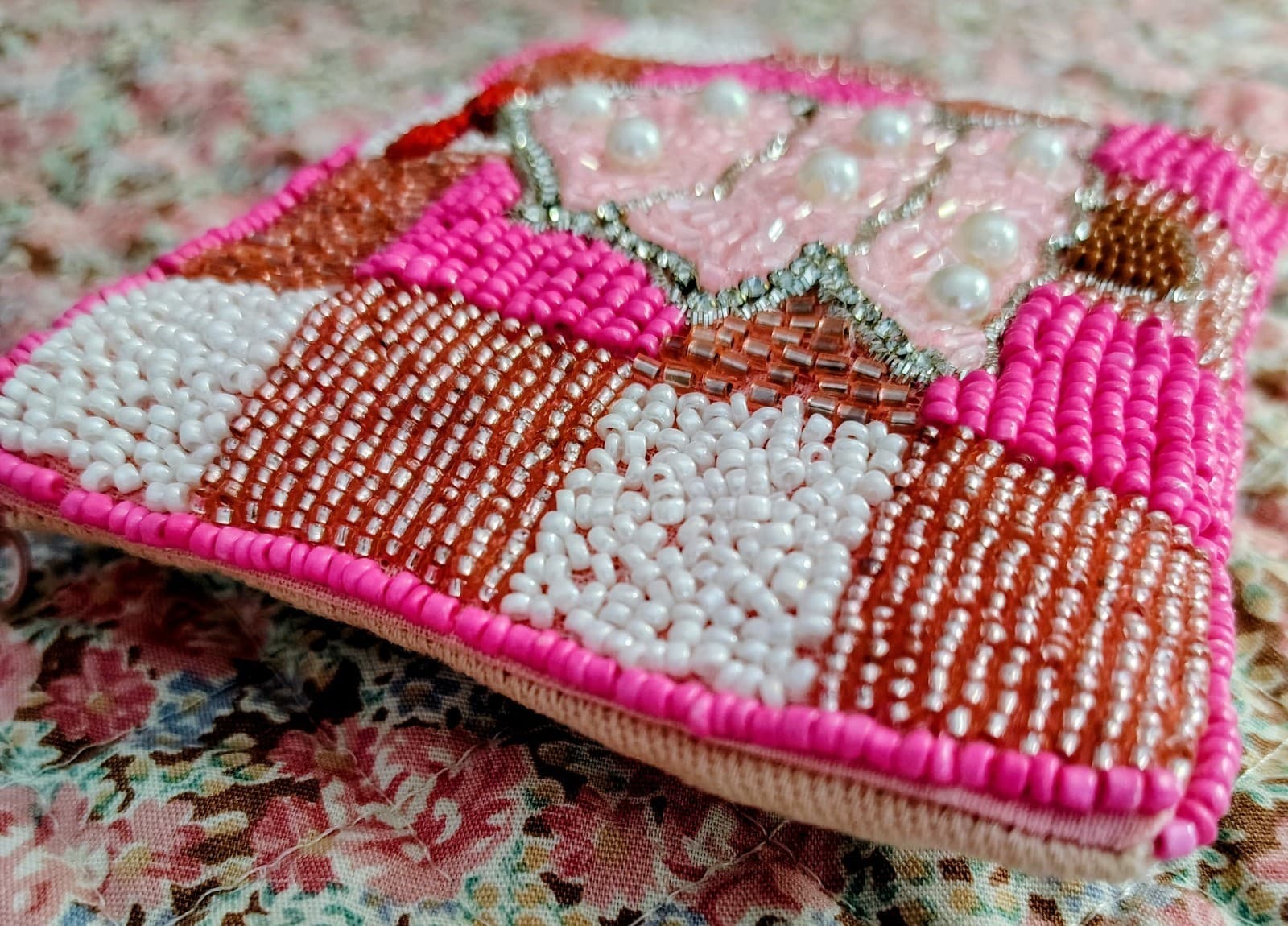 Pretty In Pink Christmas Tree Beaded Coin Pouch - Thumbnail 3