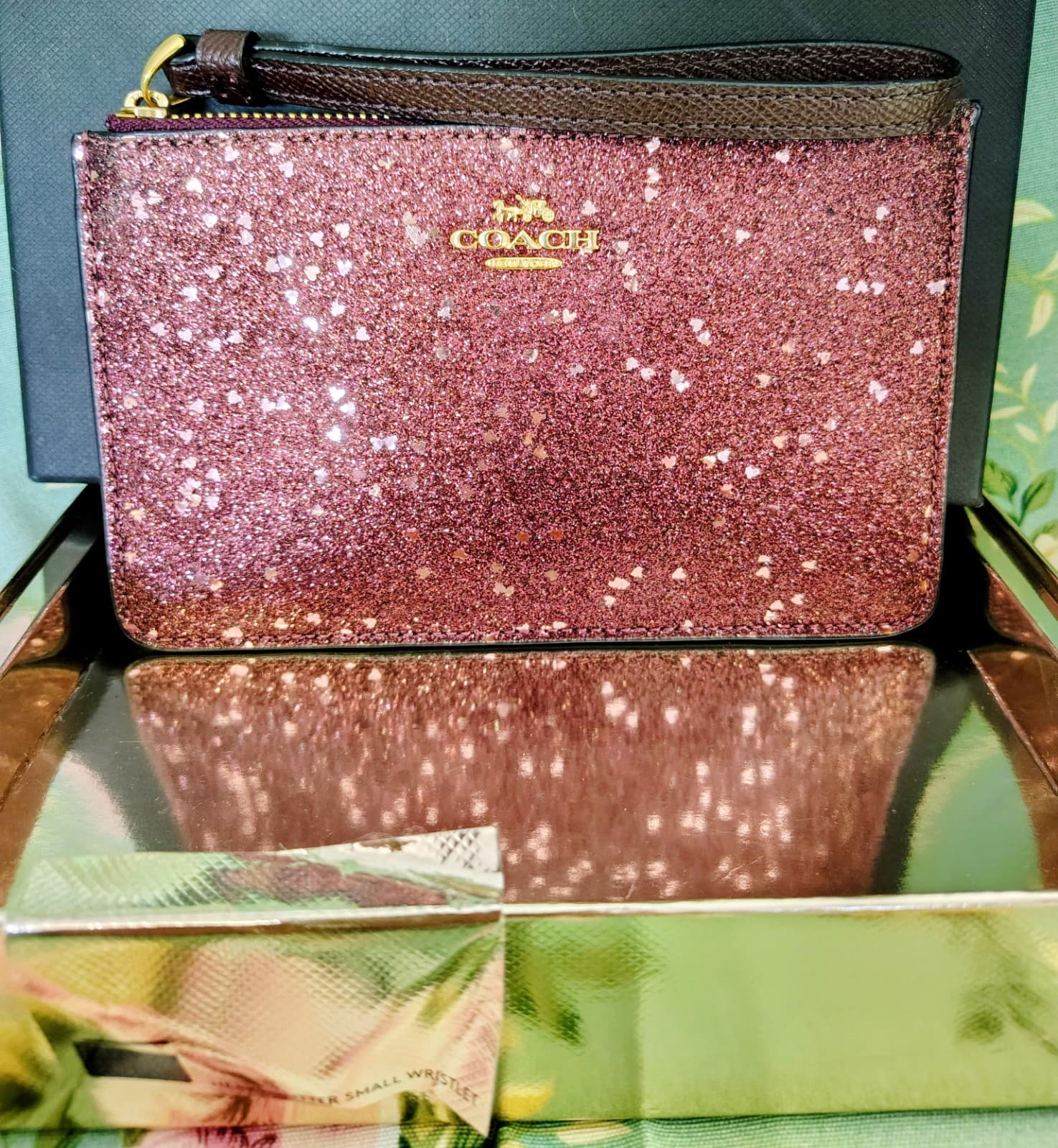 Coach Glitter Heart Wristlet Pouch Burgundy Metallic Zip Clutch MSRP $85