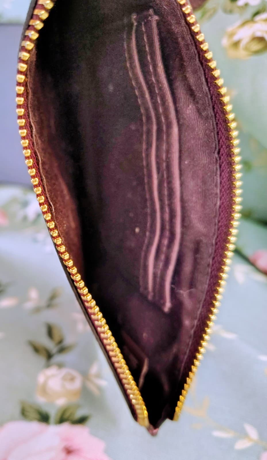 Coach Glitter Heart Wristlet Pouch Burgundy Metallic Zip Clutch MSRP $85 - Thumbnail 5