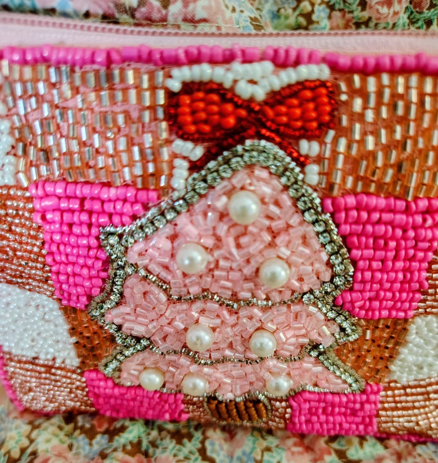 Pretty In Pink Christmas Tree Beaded Coin Pouch - Thumbnail 9