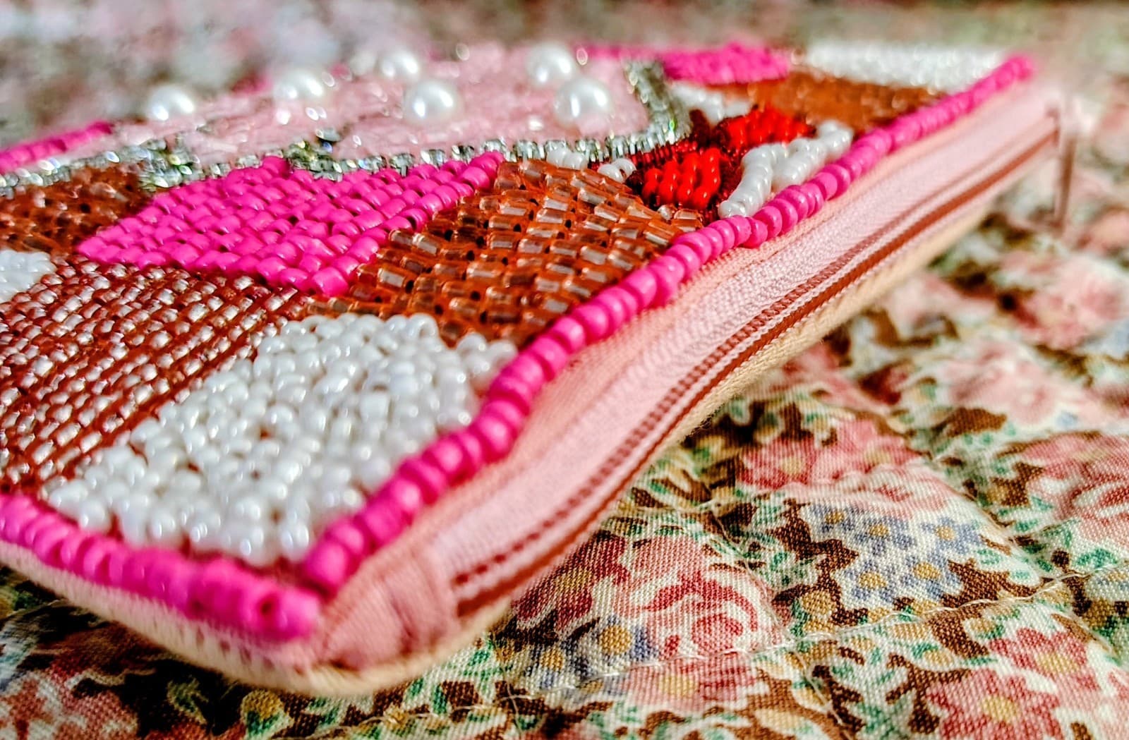 Pretty In Pink Christmas Tree Beaded Coin Pouch - Thumbnail 5
