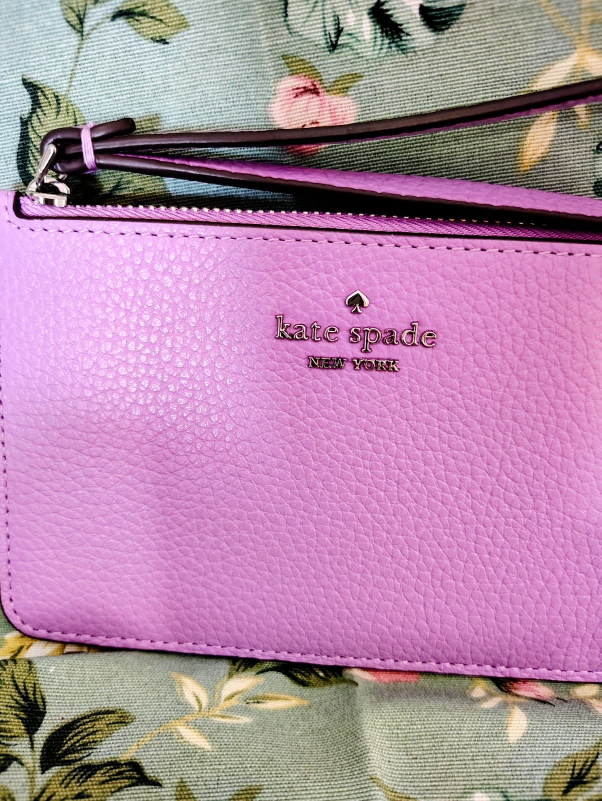 Kate Spade Lavender Wristlet Wallet NWT $129 - Thumbnail 2