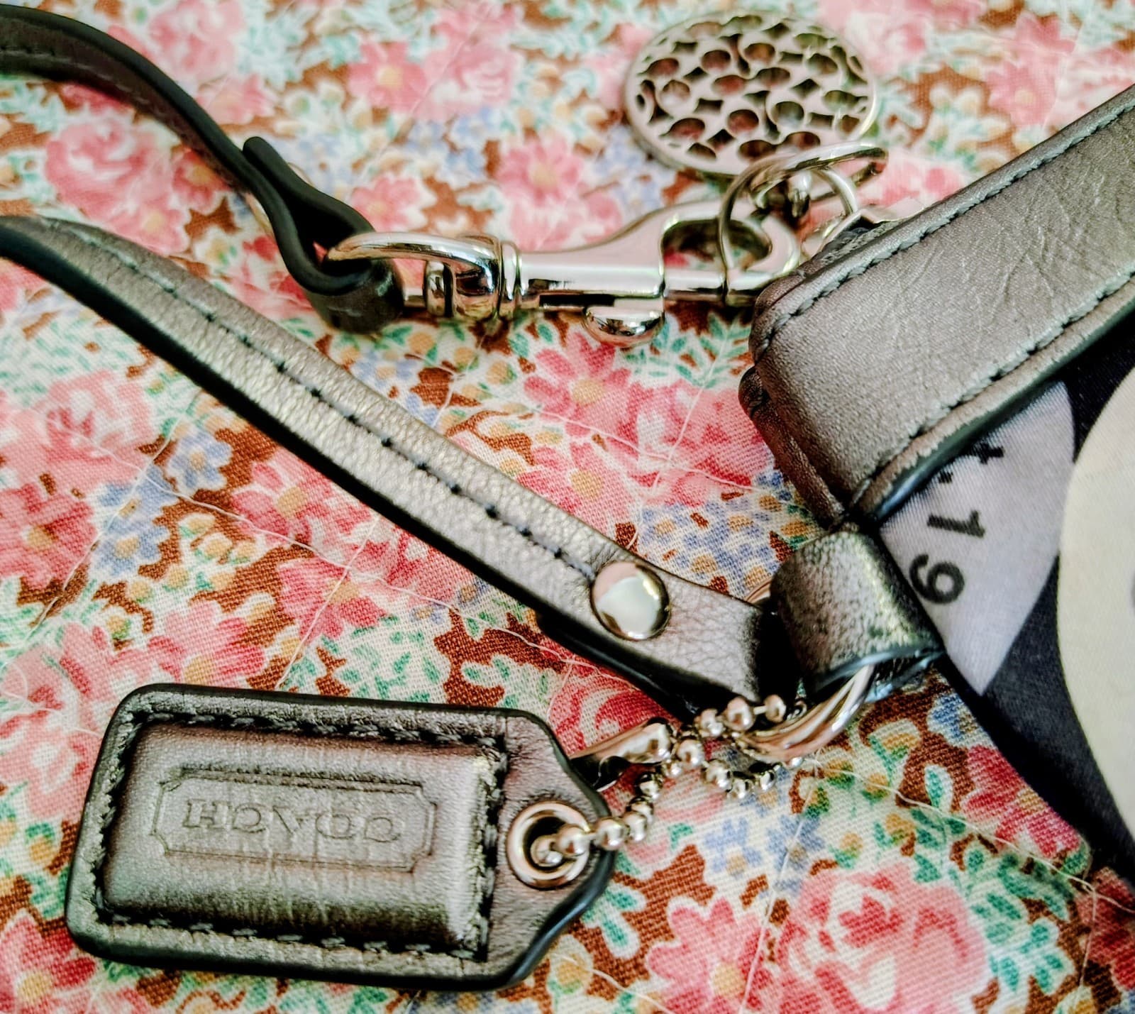 Coach Blue Gray Logo Wristlet Silver Leather And Charm - Thumbnail 8