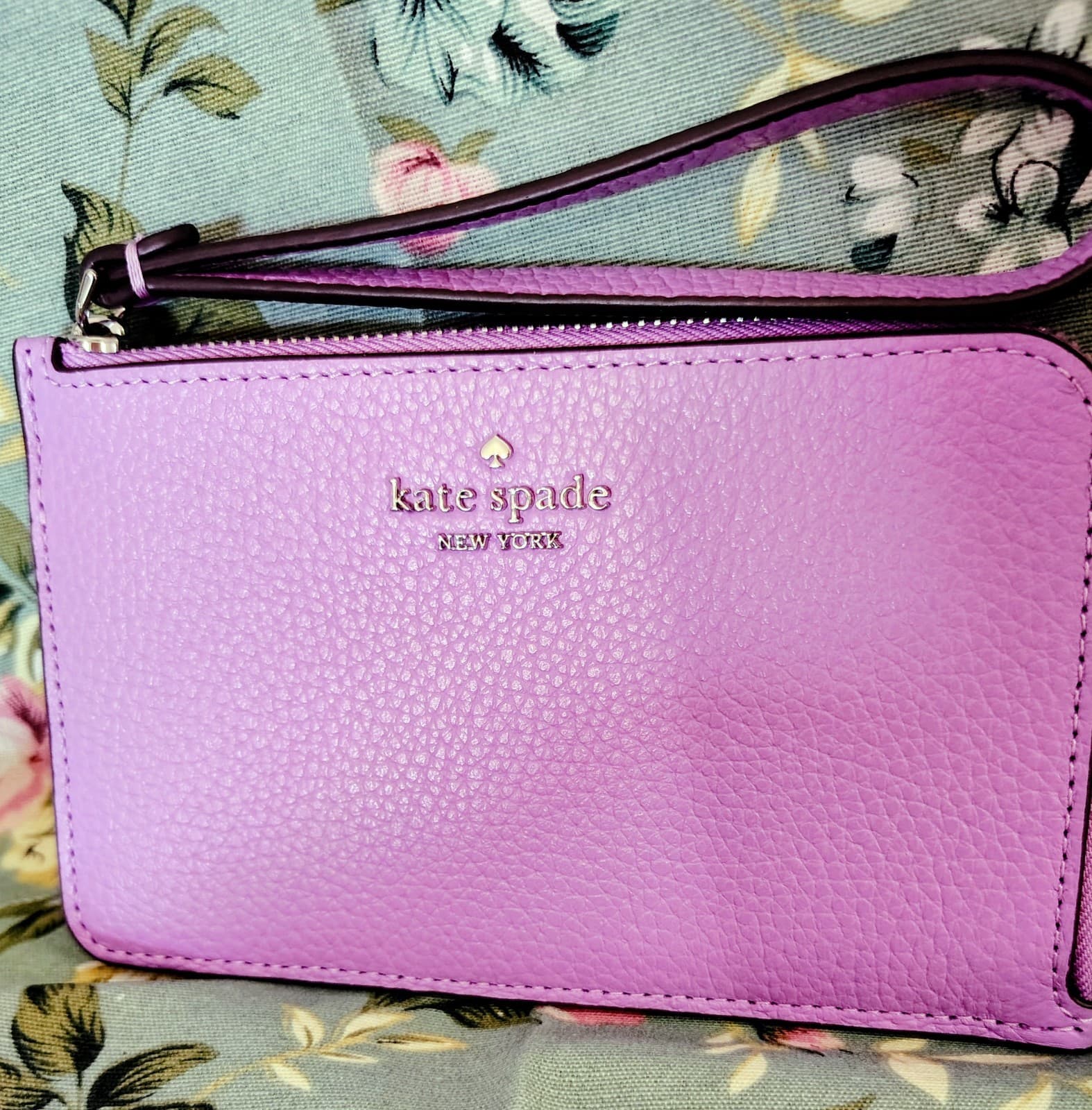 Kate Spade Lavender Wristlet Wallet NWT $129
