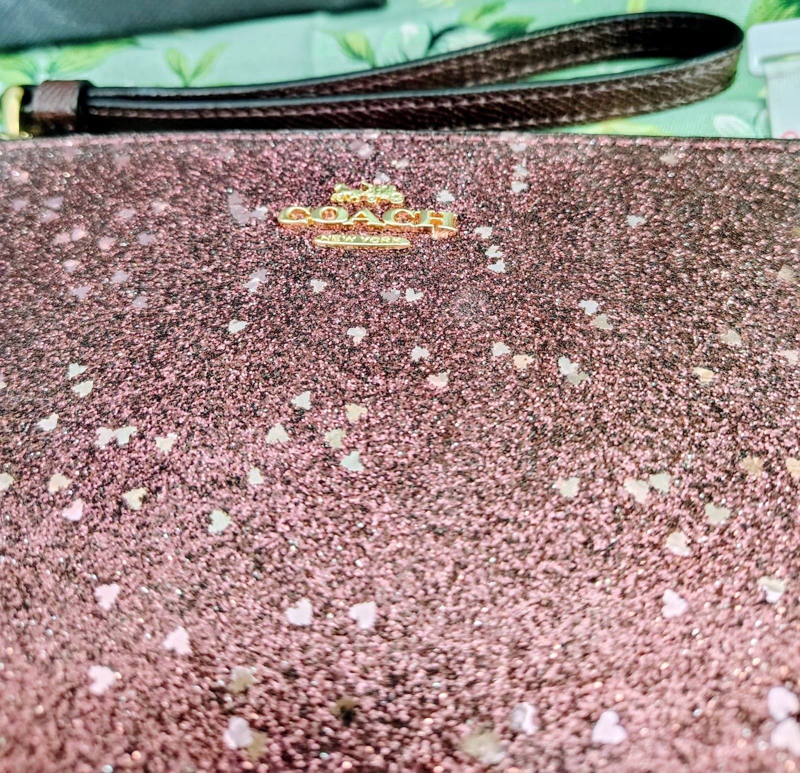 Coach Glitter Heart Wristlet Pouch Burgundy Metallic Zip Clutch MSRP $85 - Thumbnail 13