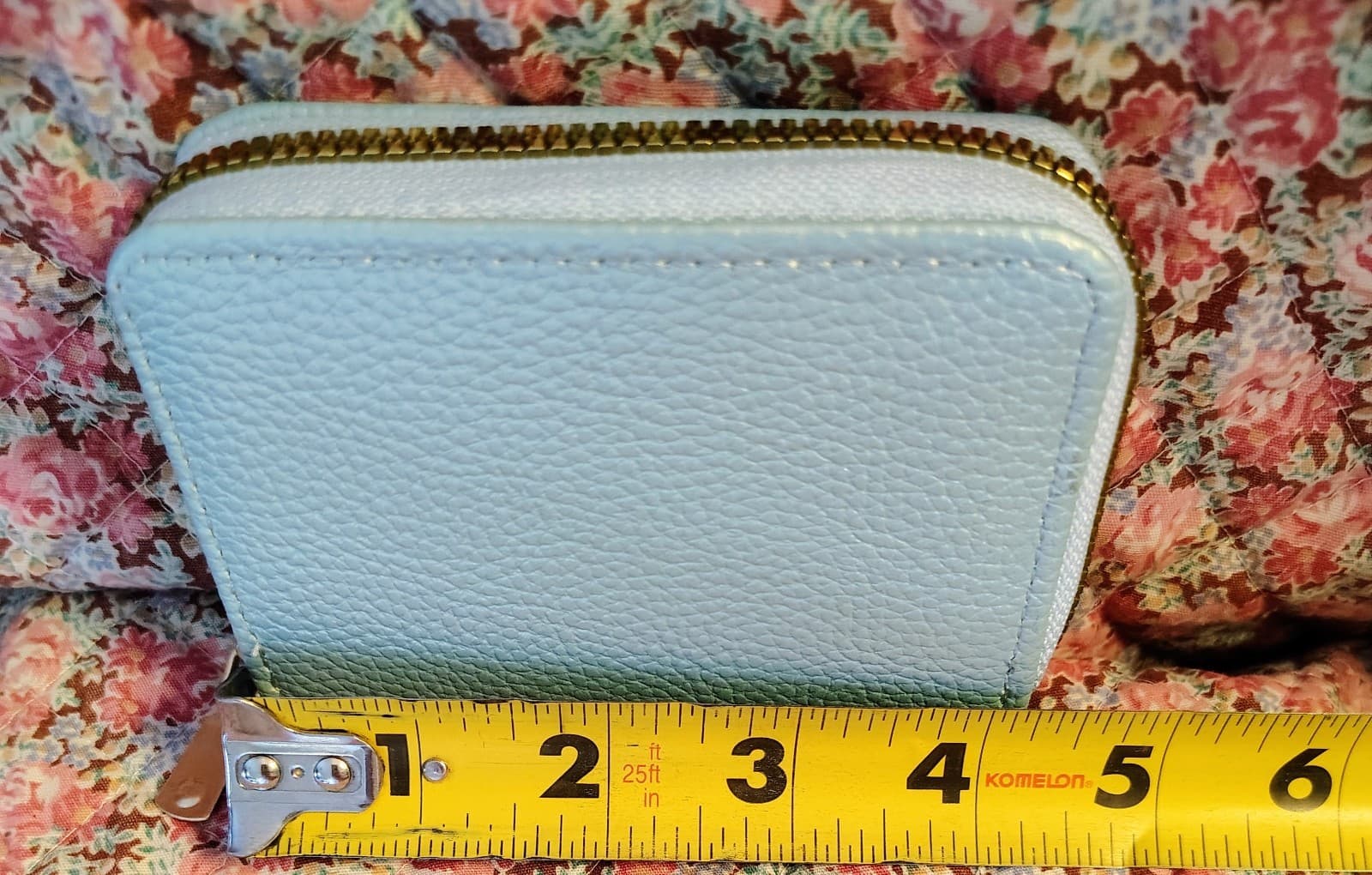 NWOT Faux Leather Baby Blue Card Holder - Thumbnail 6