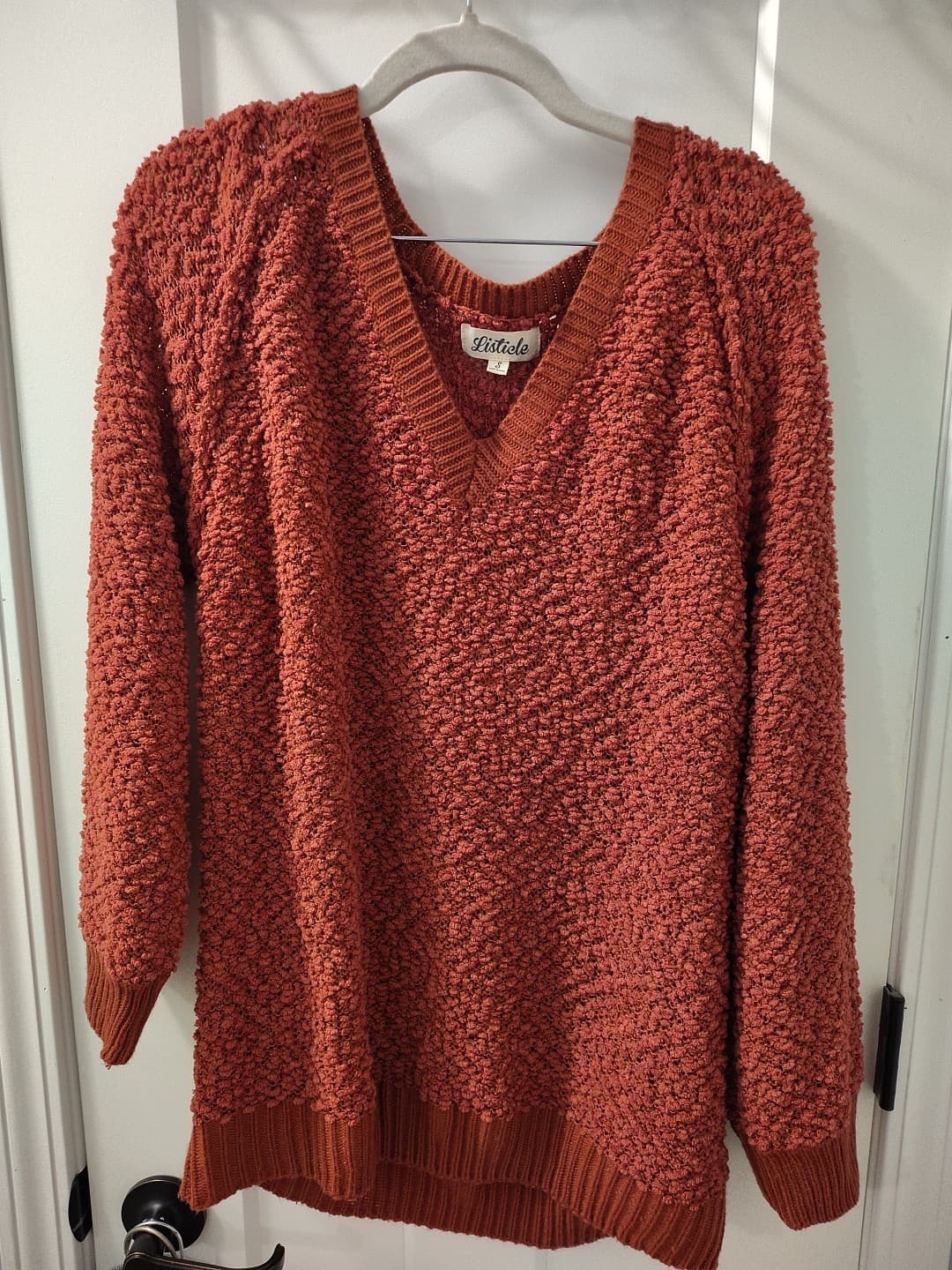 Maroon Burgandy Women’s Sweater Winter Fall Size Small - Thumbnail 6