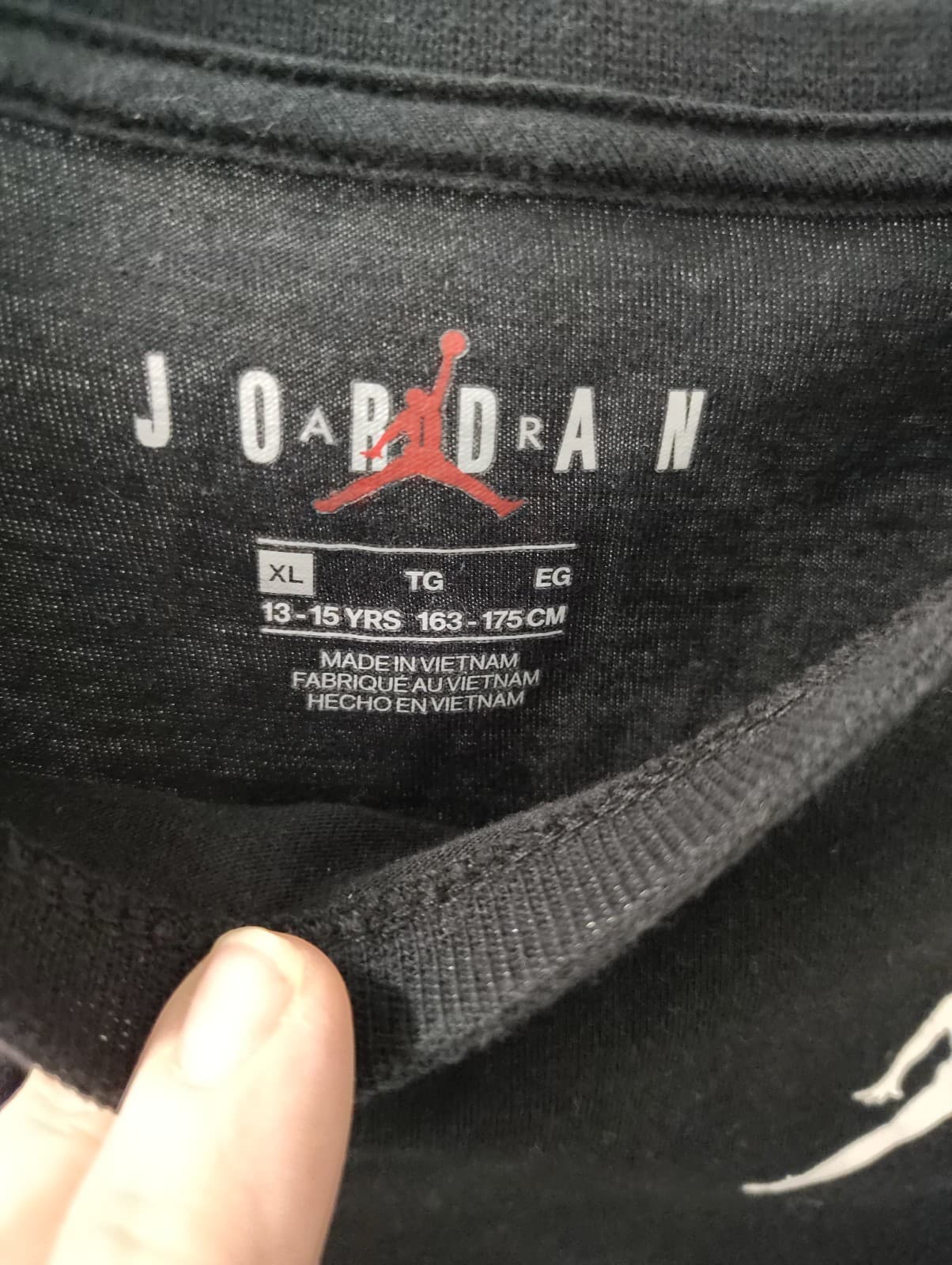 Nike Air Shirt, Youth 13-15 Size XL Black, Michael Jordan - Thumbnail 3