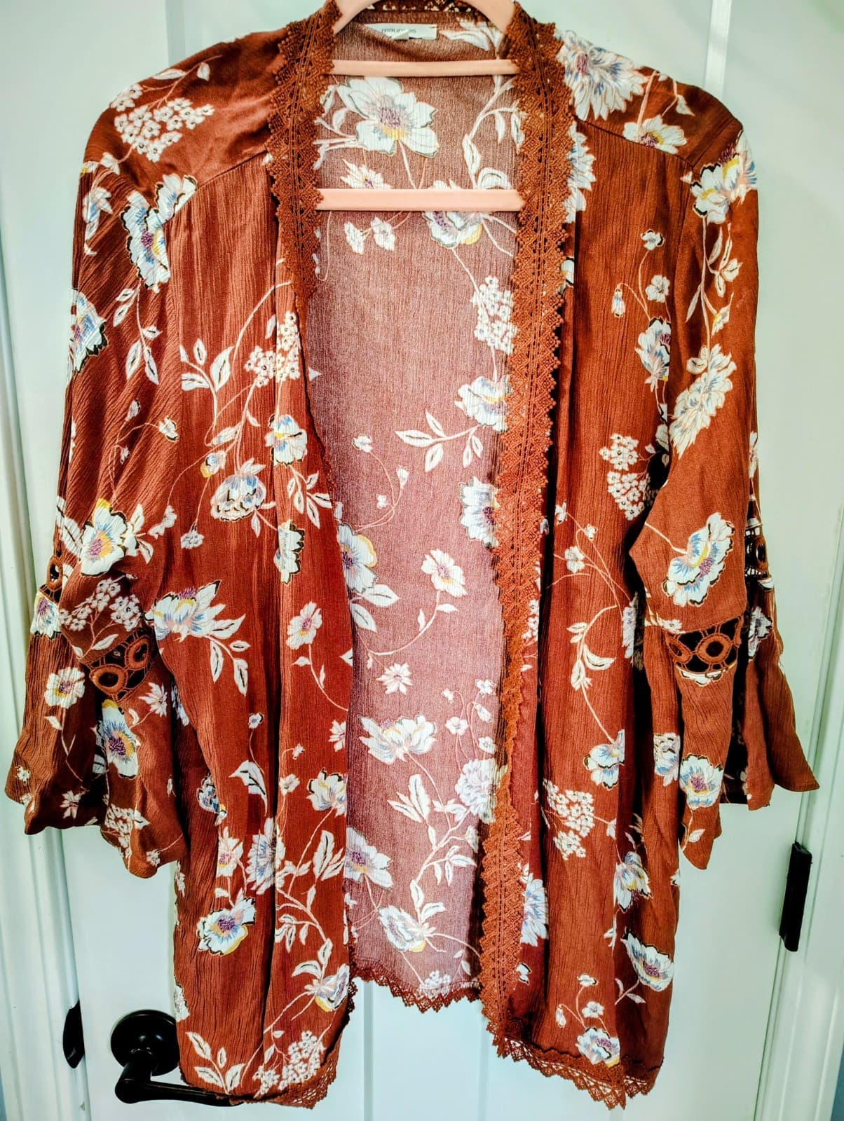 Maurices Open Cardigan Rust Orange Floral Crochet EUC