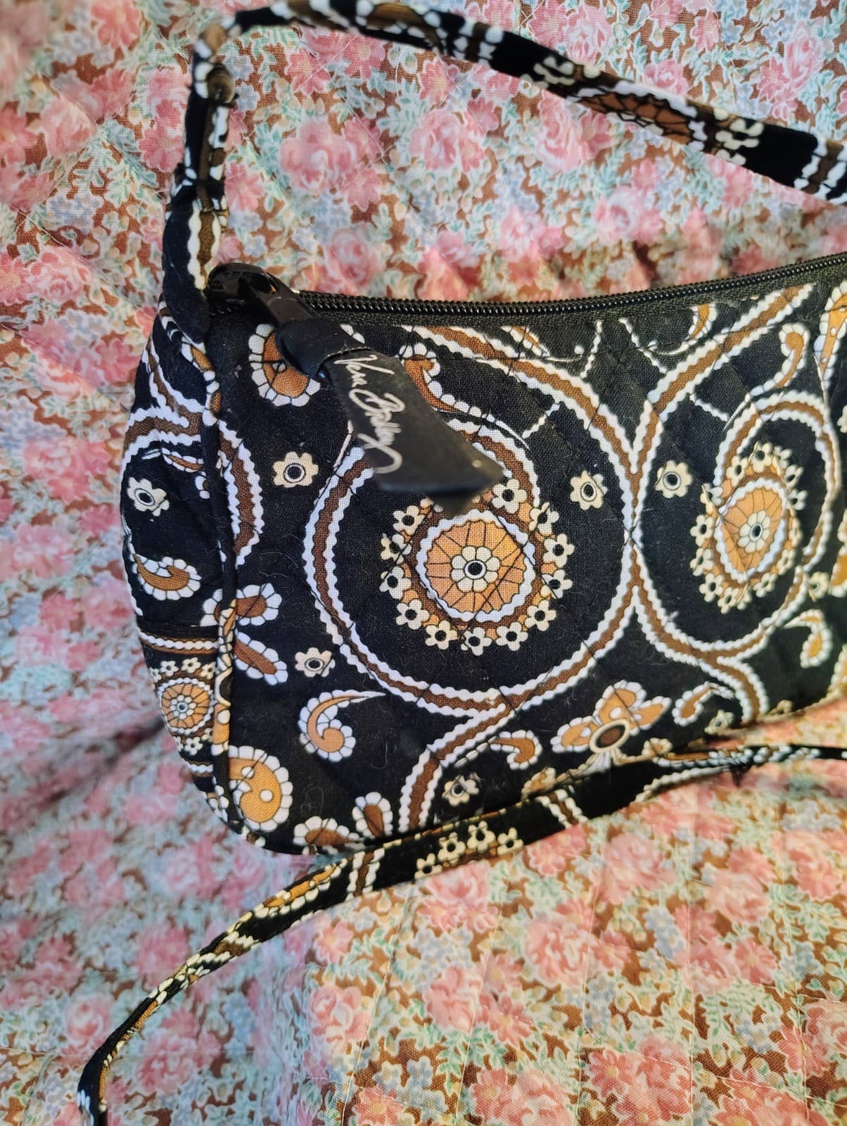 Vera Bradley shoulder bag, Caffe Latte floral paisley Pattern - Thumbnail 3
