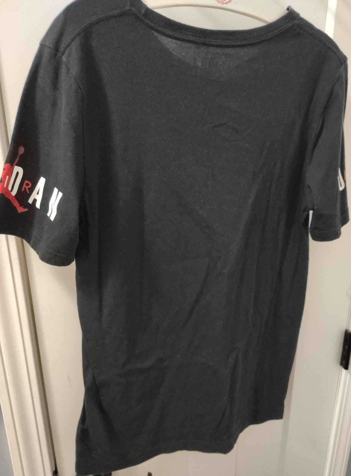 Nike Air Shirt, Youth 13-15 Size XL Black, Michael Jordan - Thumbnail 7