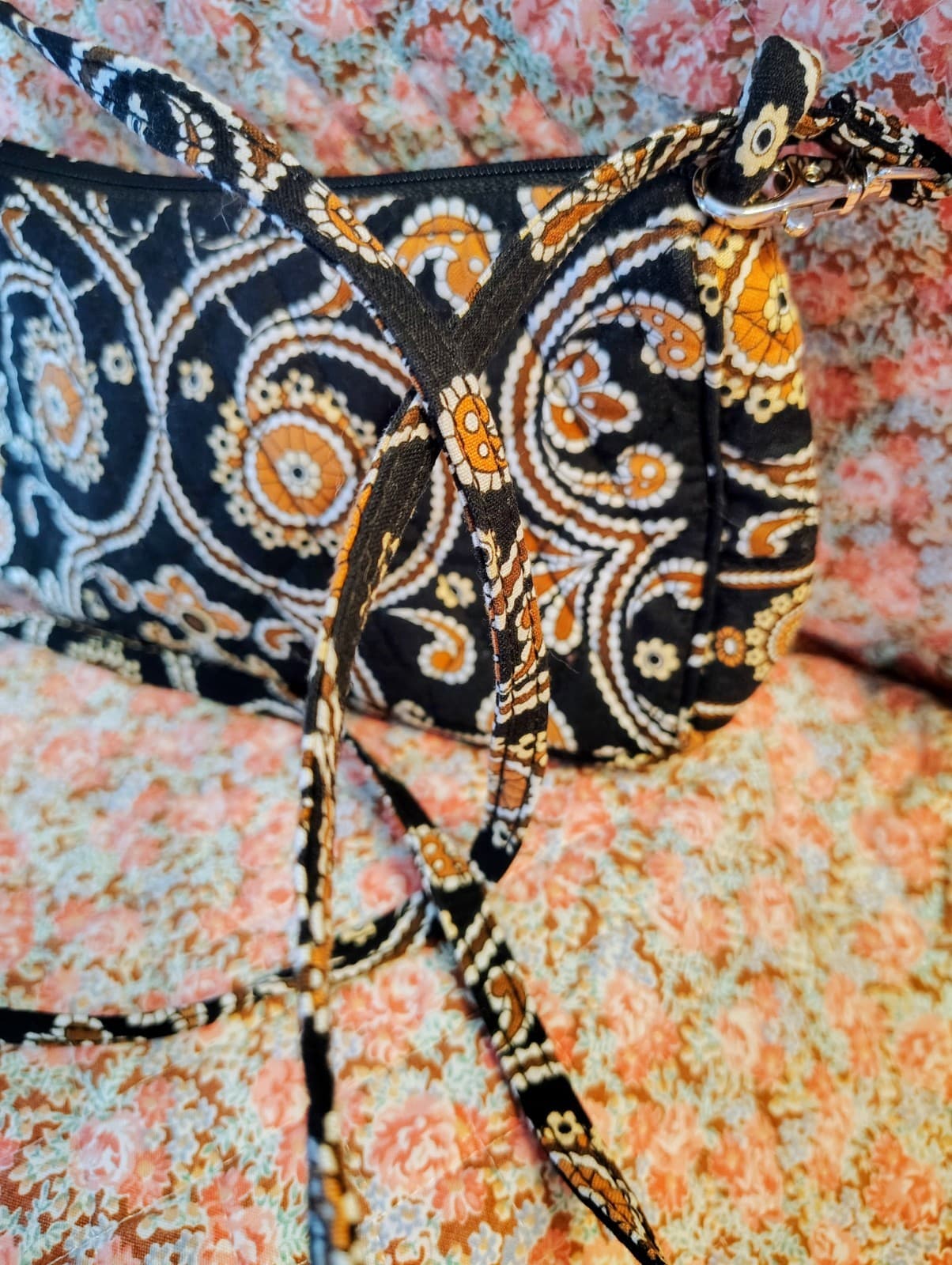 Vera Bradley shoulder bag, Caffe Latte floral paisley Pattern - Thumbnail 6