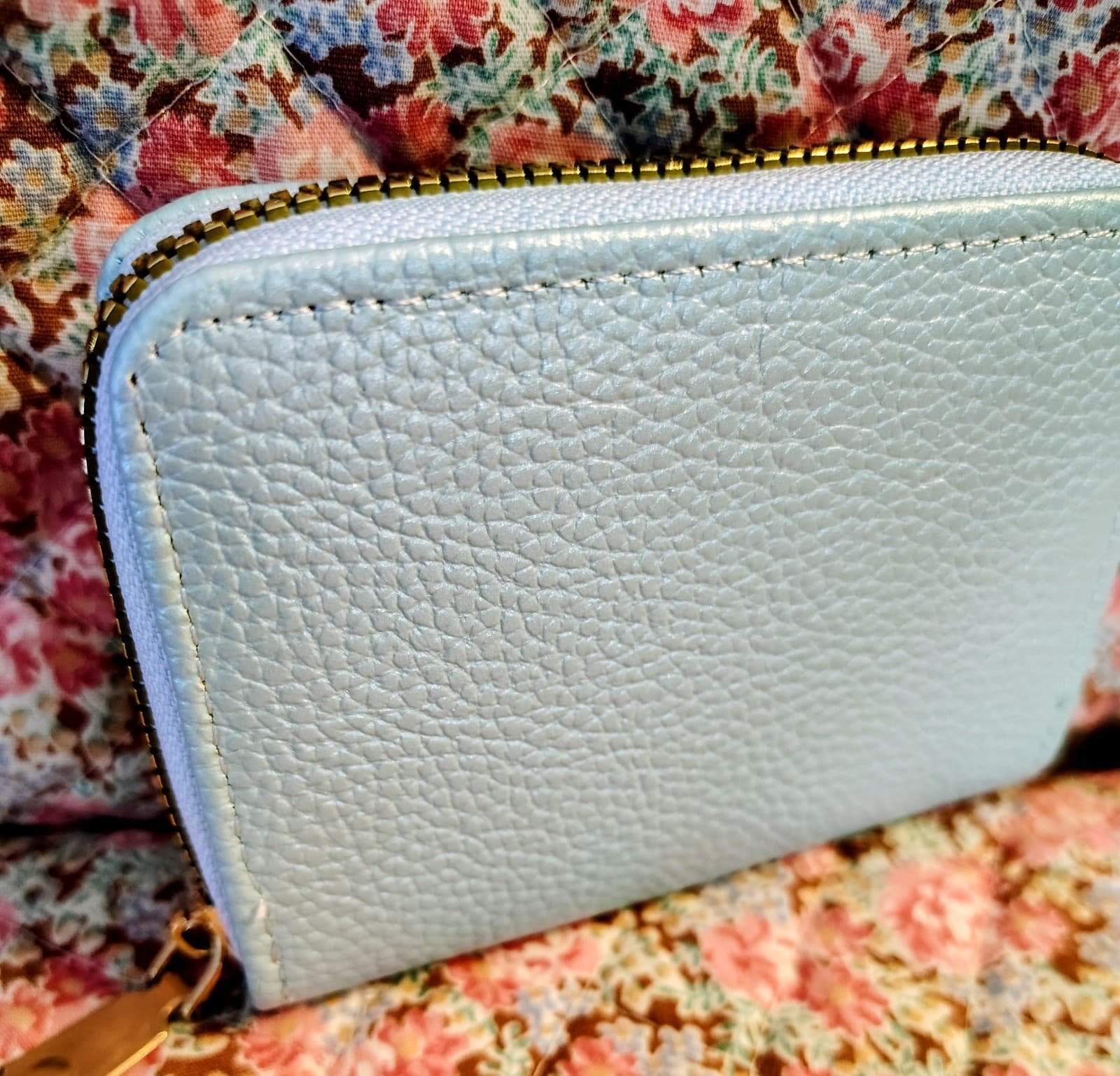 NWOT Faux Leather Baby Blue Card Holder - Thumbnail 2