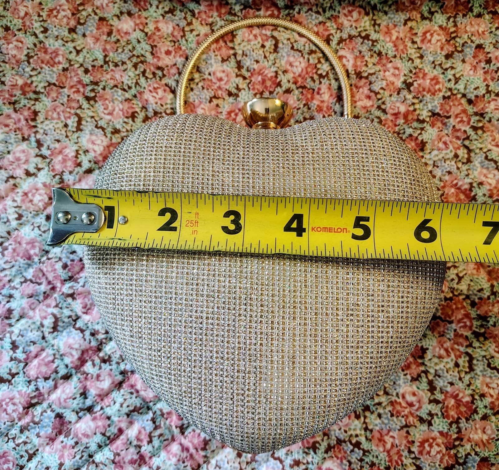 Gold Rhinestone Heart Shaped Clutch With Handle And Removable Chain Strap - Thumbnail 7
