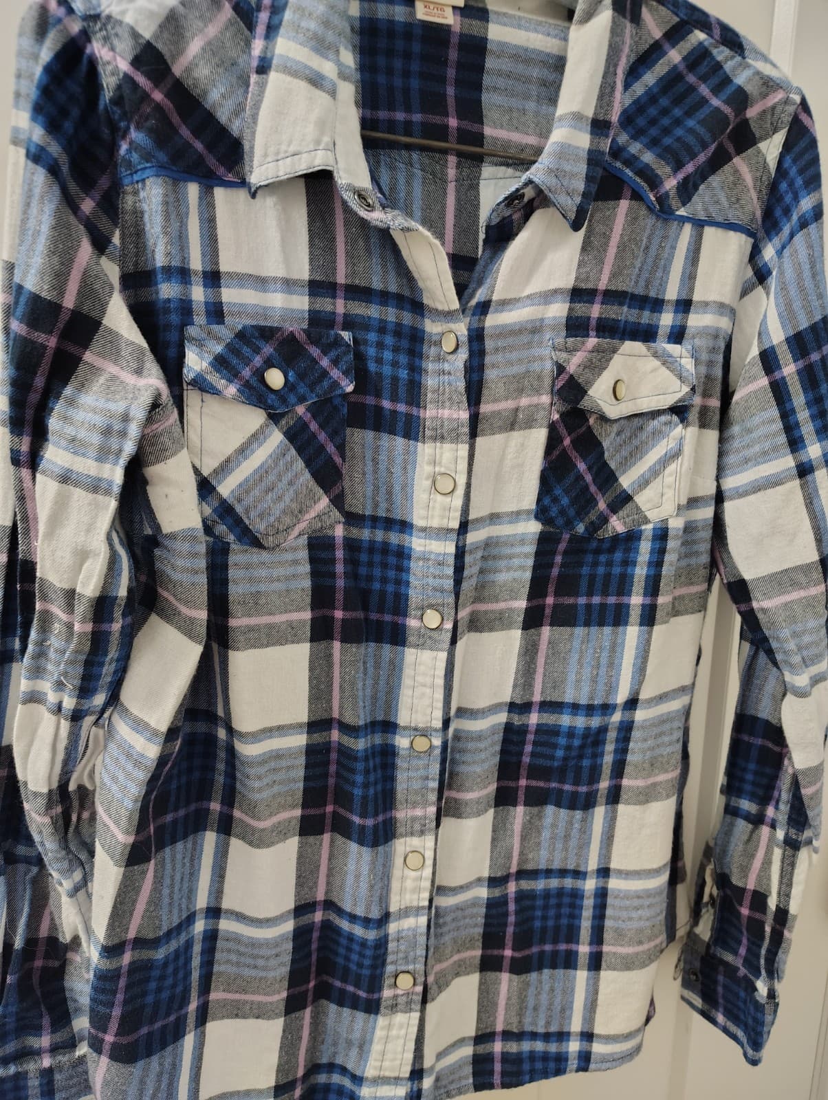 Mossimo Supply Co Shirt Women’s Size XL Flannel Boyfriend Fit Long Sleeve - Thumbnail 3