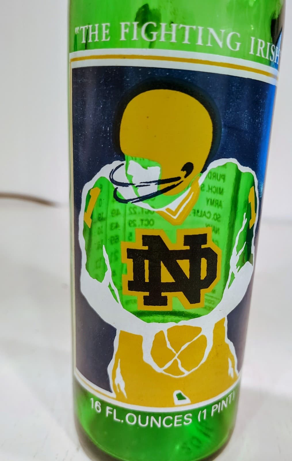 VINTAGE 1977 NOTRE DAME 7UP BOTTLE NATIONAL CHAMPS - Thumbnail 2