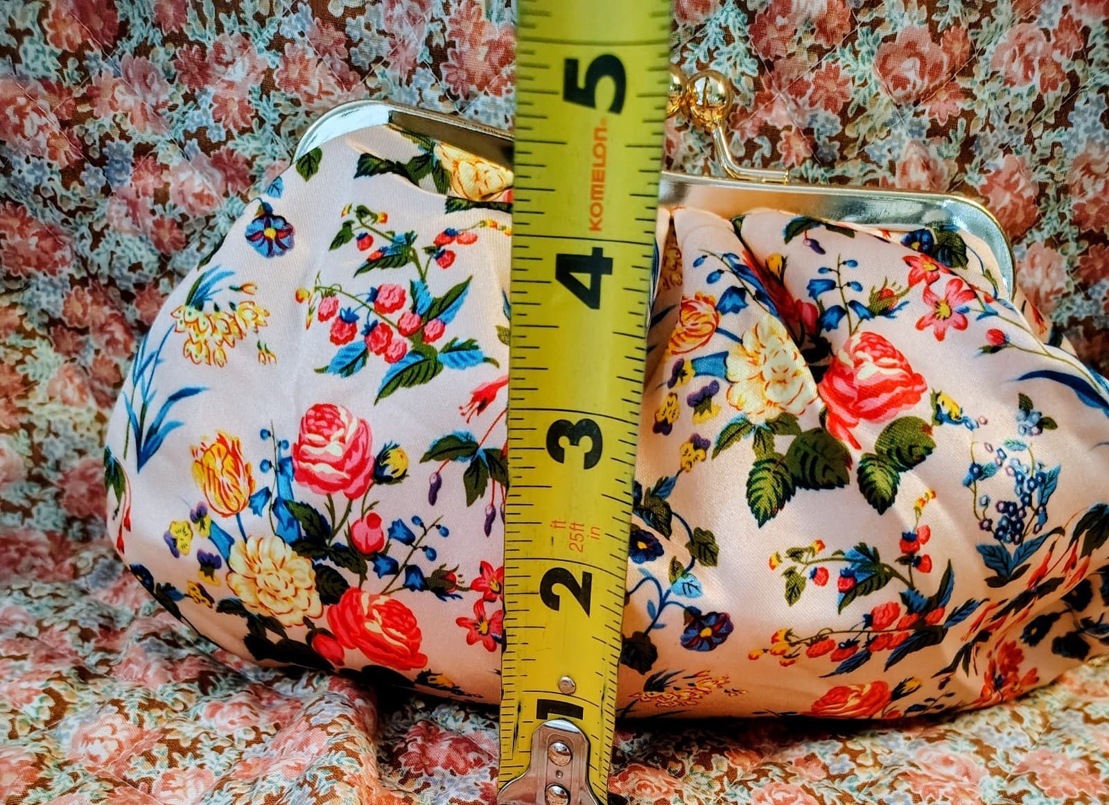 The Vintage Cosmetic Company NWOT Floral Cosmetic Clutch - Thumbnail 12