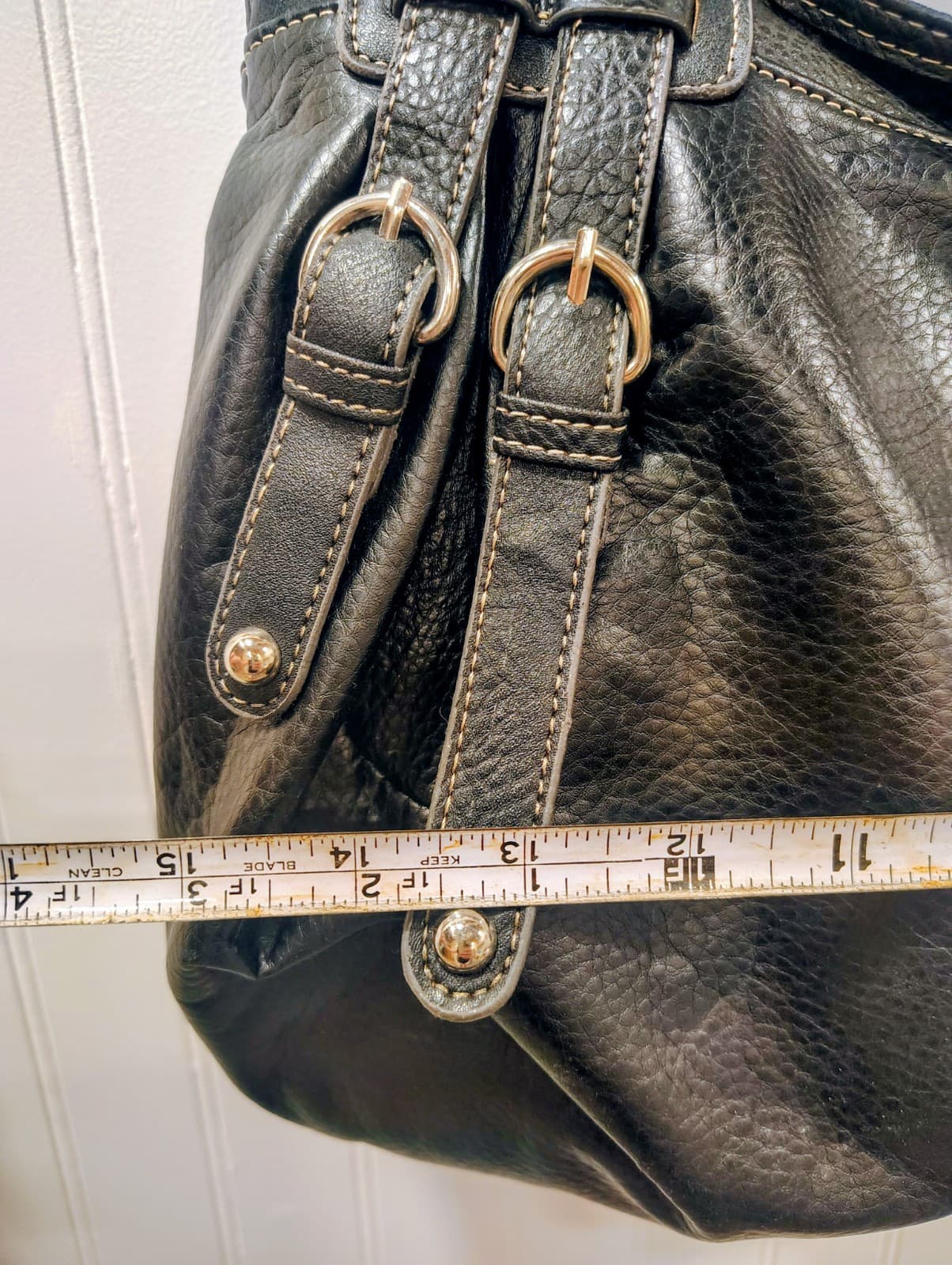 XOXO Black Faux Leather Hobo Shoulder Bag, Buckles, NWT $79 - Thumbnail 8