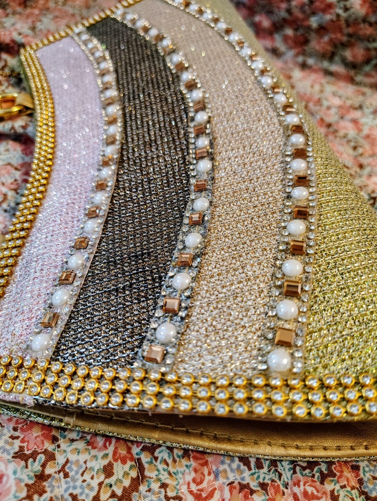 Gold Embellished Pearl Evening Handbag, Removable Gold Shoulder Strap NWOT - Thumbnail 11