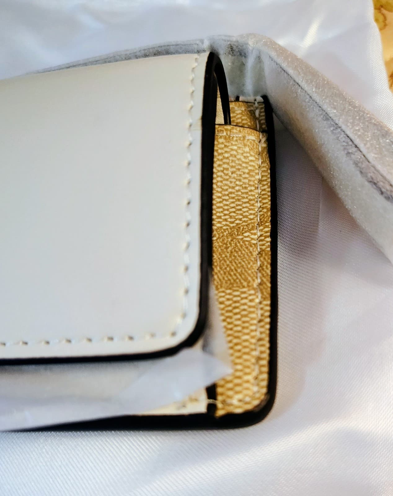 Coach Trifold Wallet NIB White Logo - Thumbnail 6