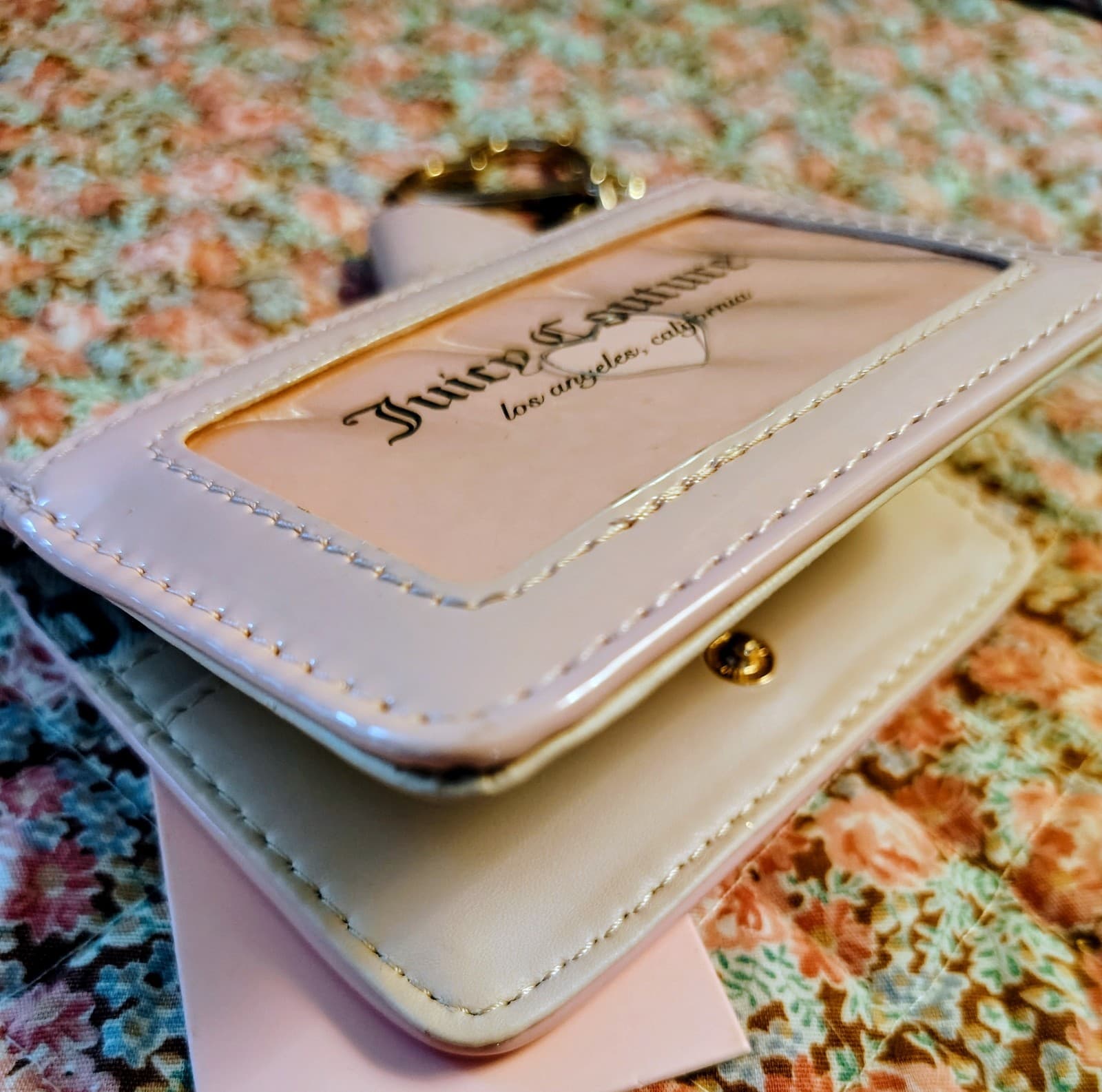 NWT juicy couture Exclusive wallet Wristlet With Charm Strap MSRP $35 - Thumbnail 8