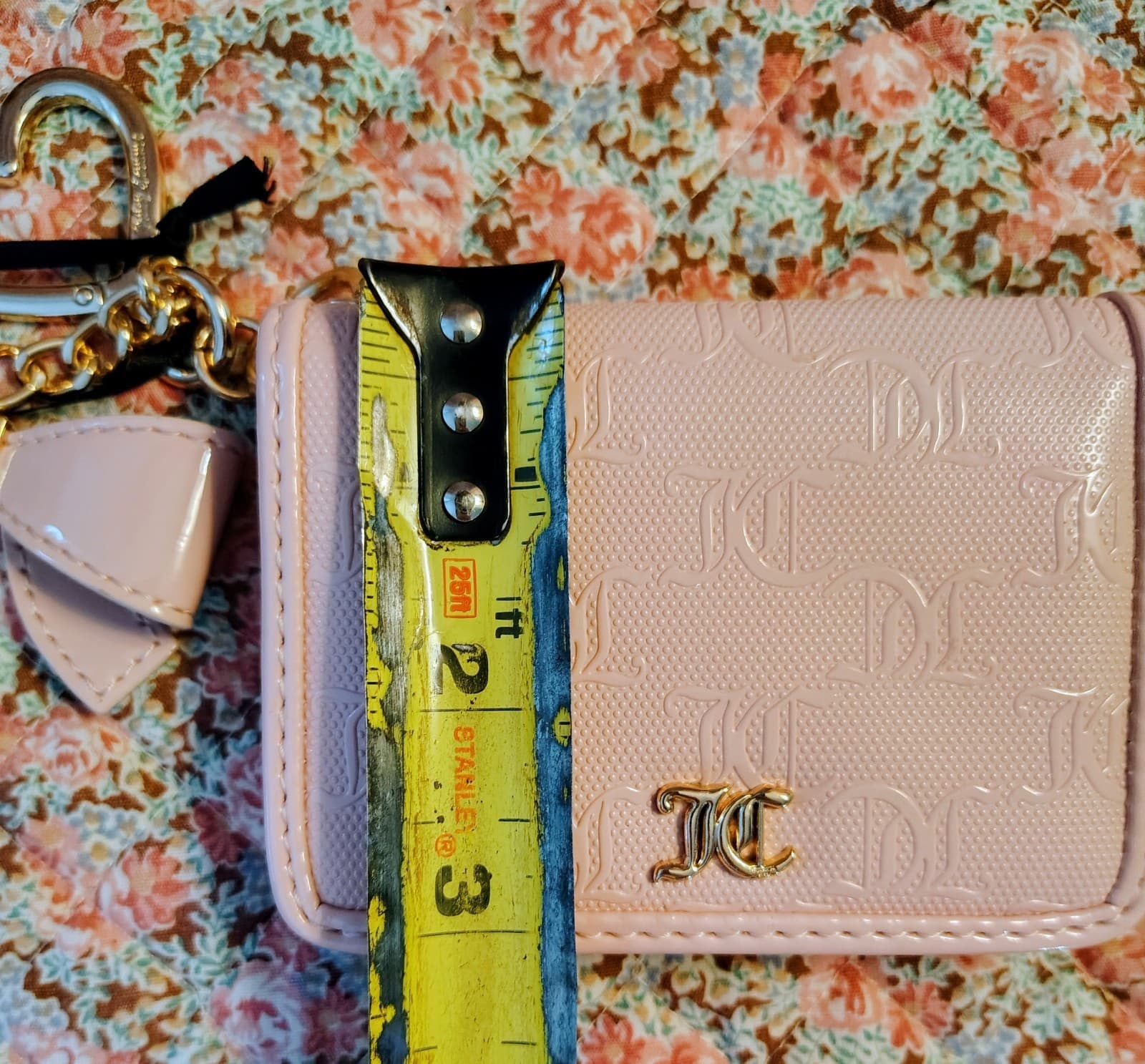 NWT juicy couture Exclusive wallet Wristlet With Charm Strap MSRP $35 - Thumbnail 13