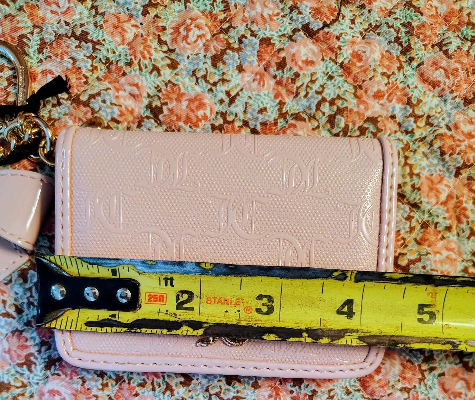 NWT juicy couture Exclusive wallet Wristlet With Charm Strap MSRP $35 - Thumbnail 12