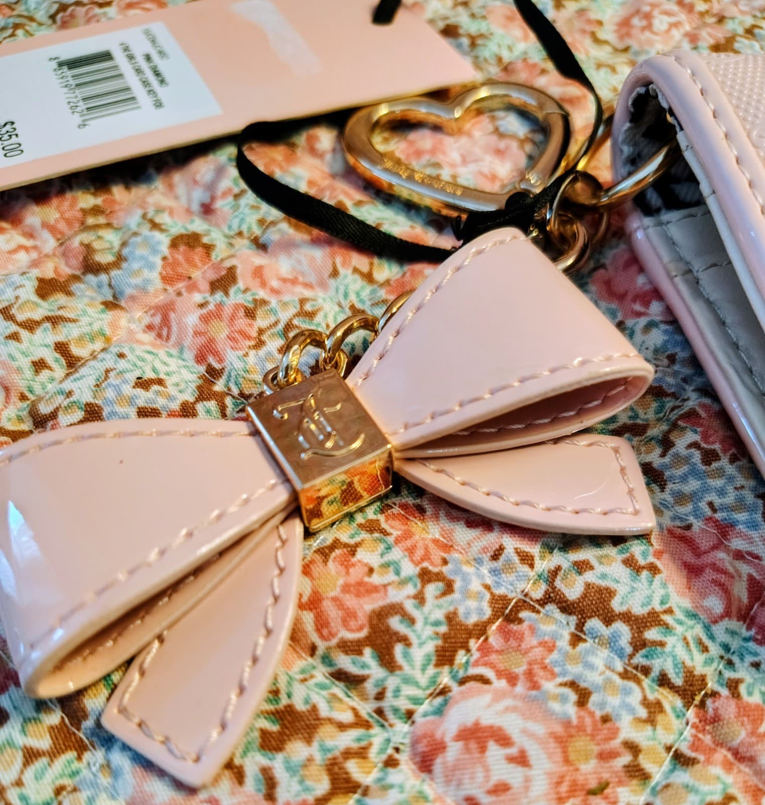 NWT juicy couture Exclusive wallet Wristlet With Charm Strap MSRP $35 - Thumbnail 11