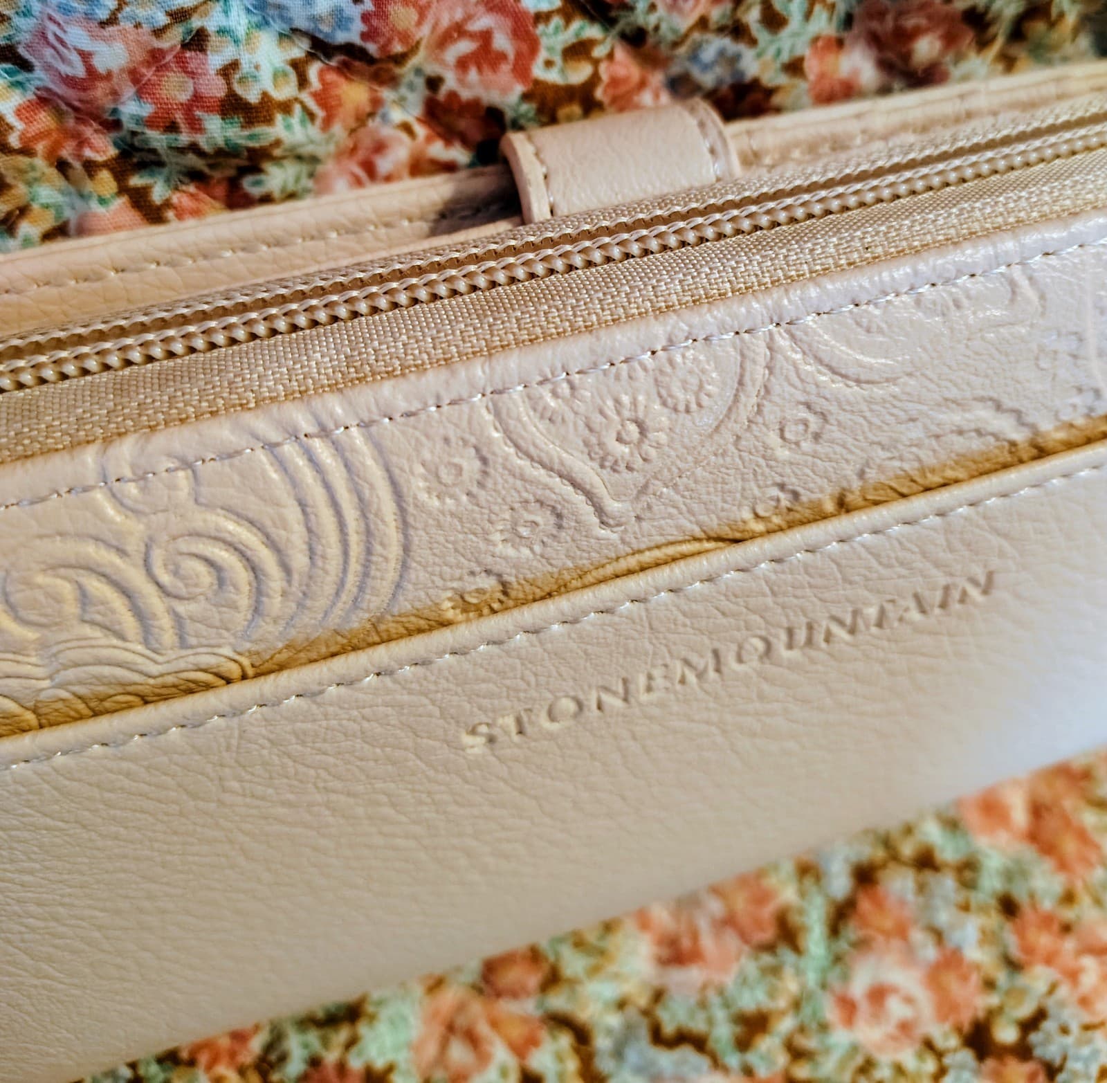 NWT Stone Mountain Blush Pink Previously Leather Wallet MSRP $88 - Thumbnail 2
