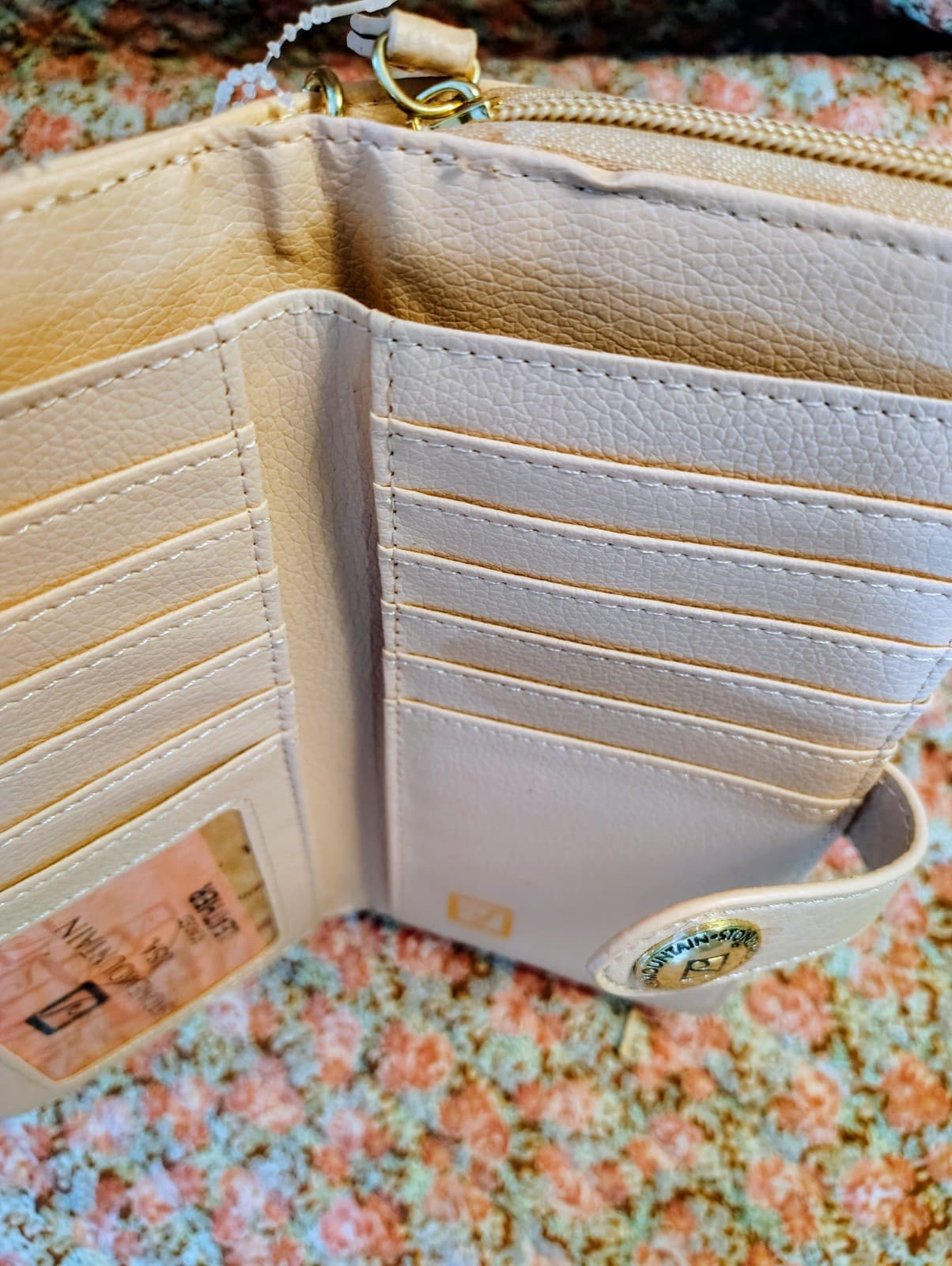 NWT Stone Mountain Blush Pink Previously Leather Wallet MSRP $88 - Thumbnail 16