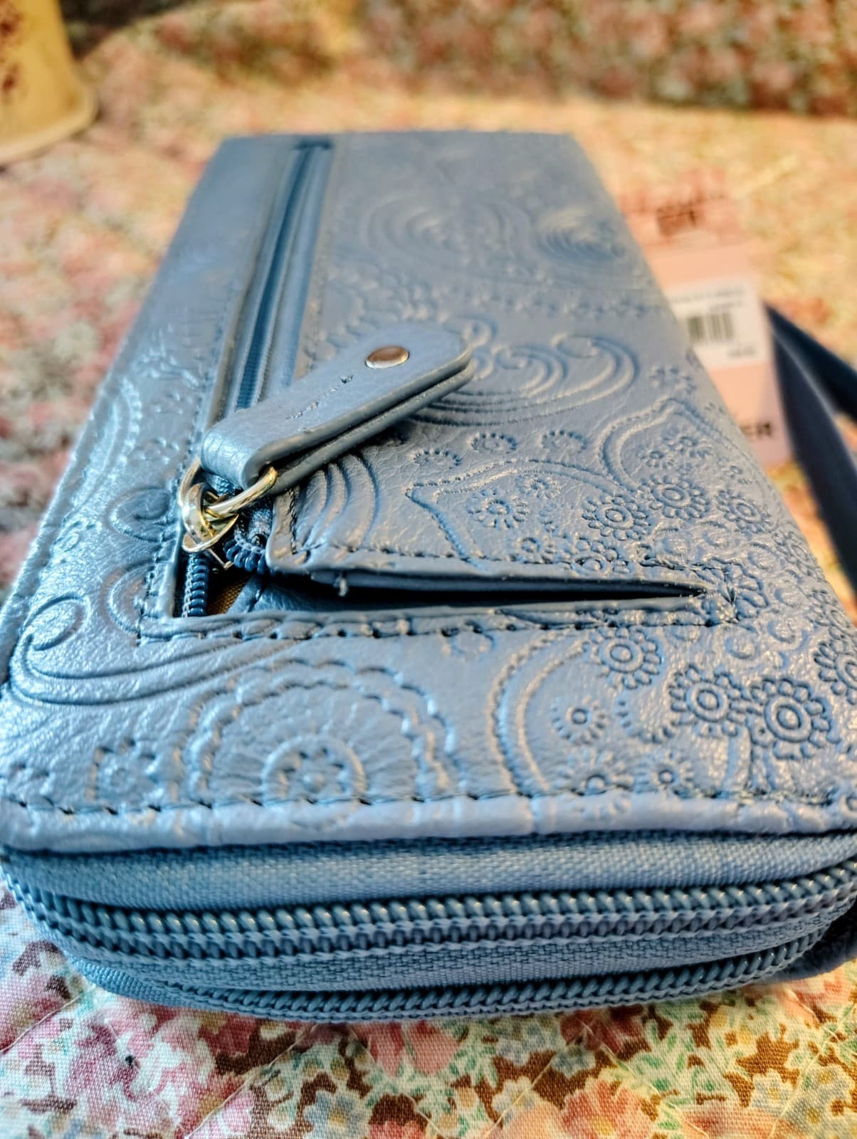 NWT Blue Stone Mountain Organizer Leather Wallet With Strap MSRP $88 - Thumbnail 7