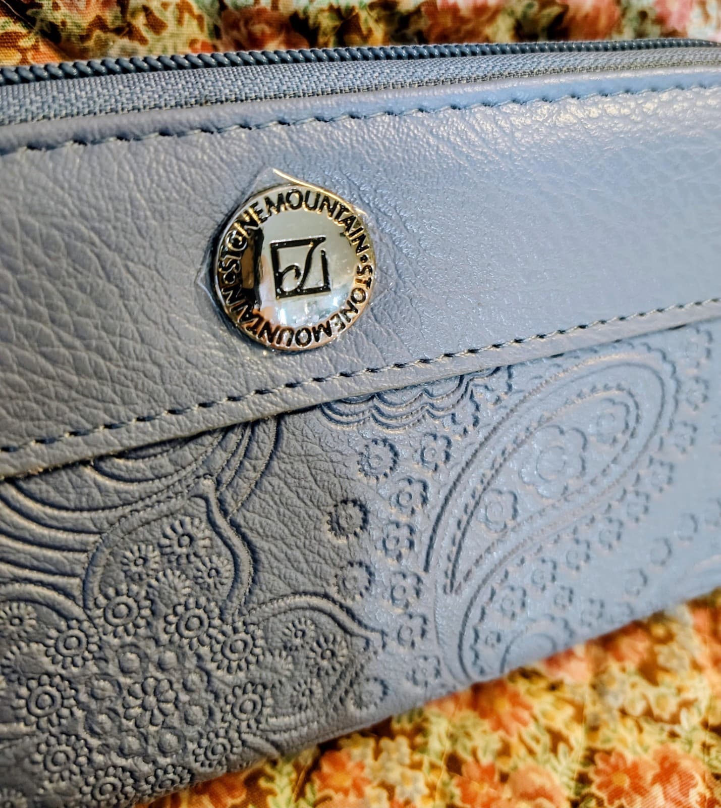 NWT Blue Stone Mountain Organizer Leather Wallet With Strap MSRP $88 - Thumbnail 2