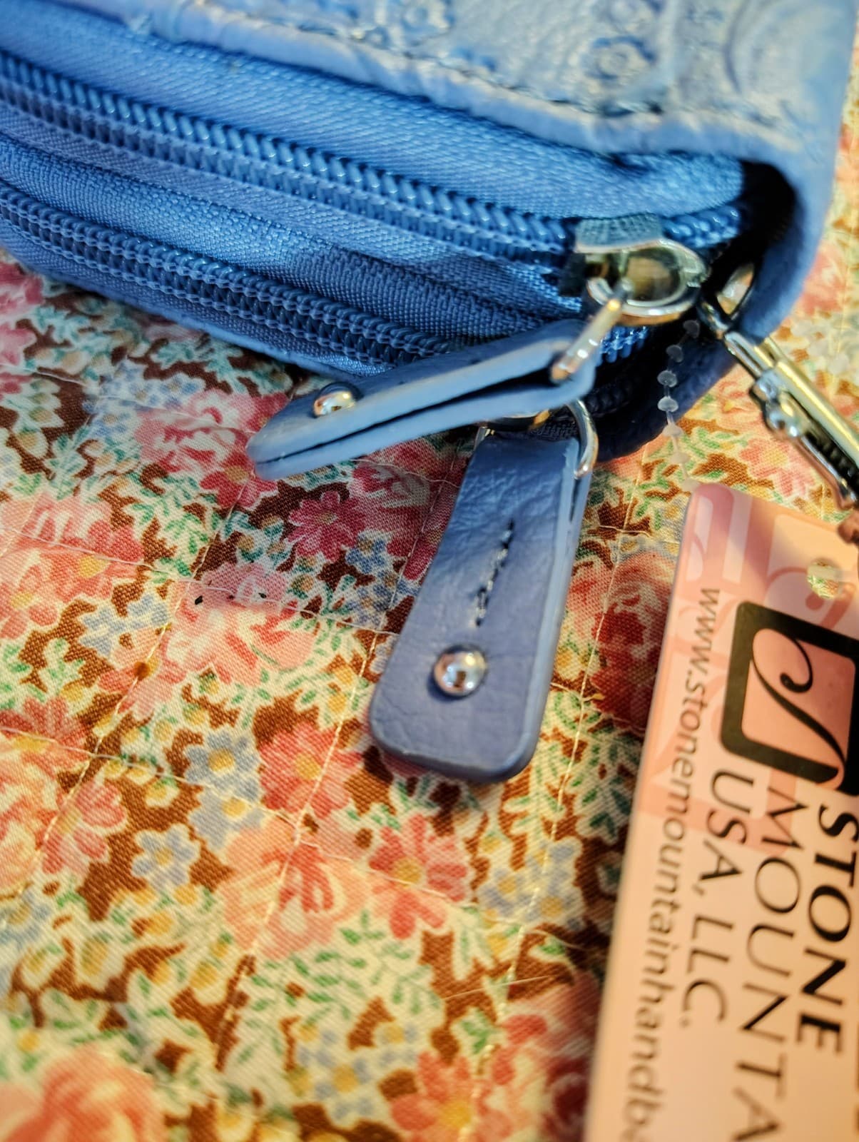 NWT Blue Stone Mountain Organizer Leather Wallet With Strap MSRP $88 - Thumbnail 10