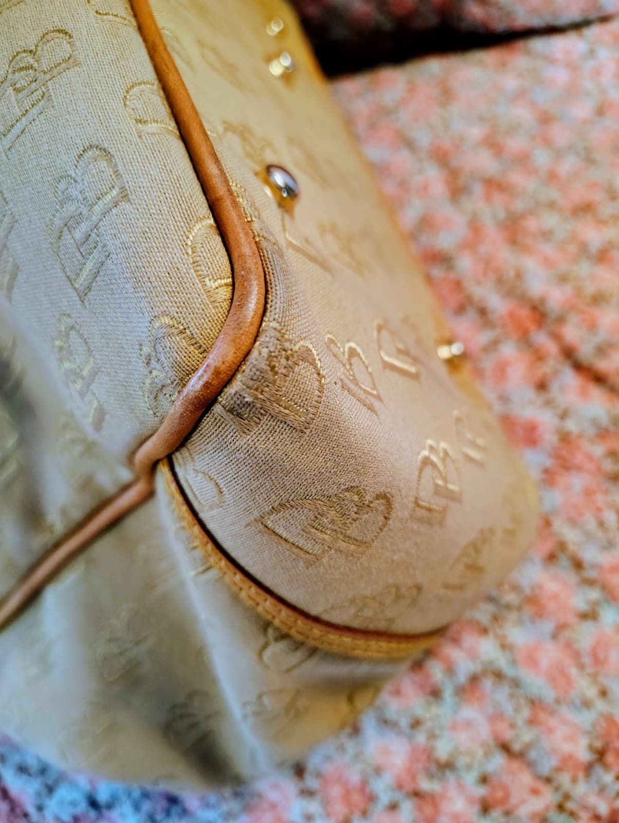 Dooney And Bourke Large Satchel Tote Bag, Duck Charm, COA - Thumbnail 15