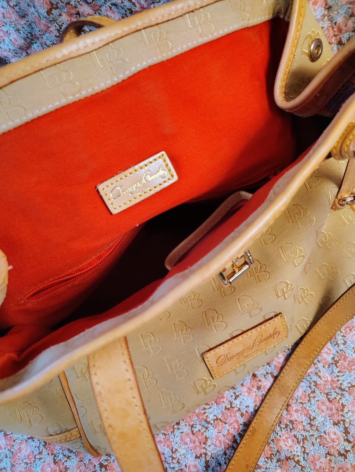 Dooney And Bourke Large Satchel Tote Bag, Duck Charm, COA - Thumbnail 20