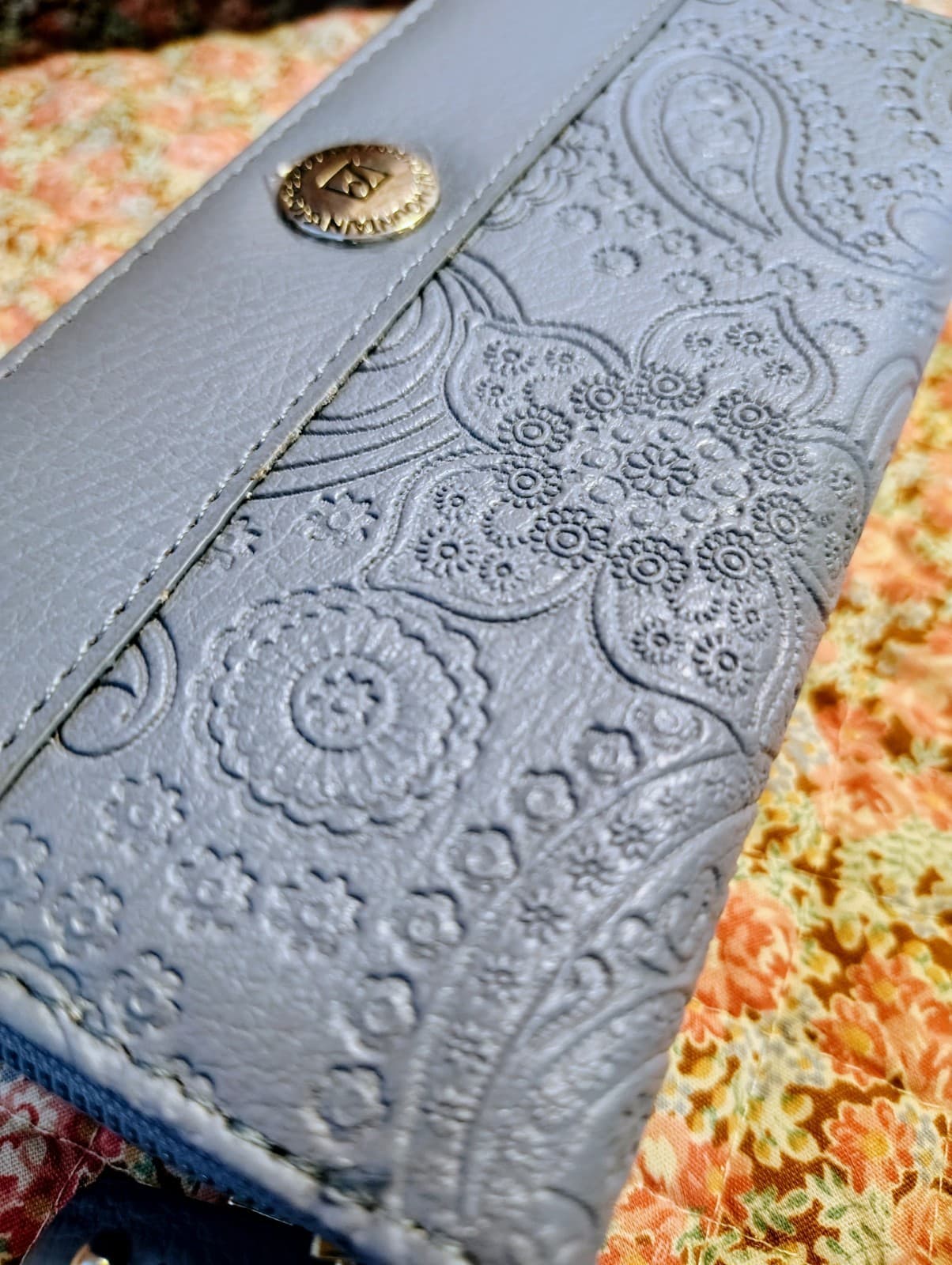 NWT Blue Stone Mountain Organizer Leather Wallet With Strap MSRP $88 - Thumbnail 13