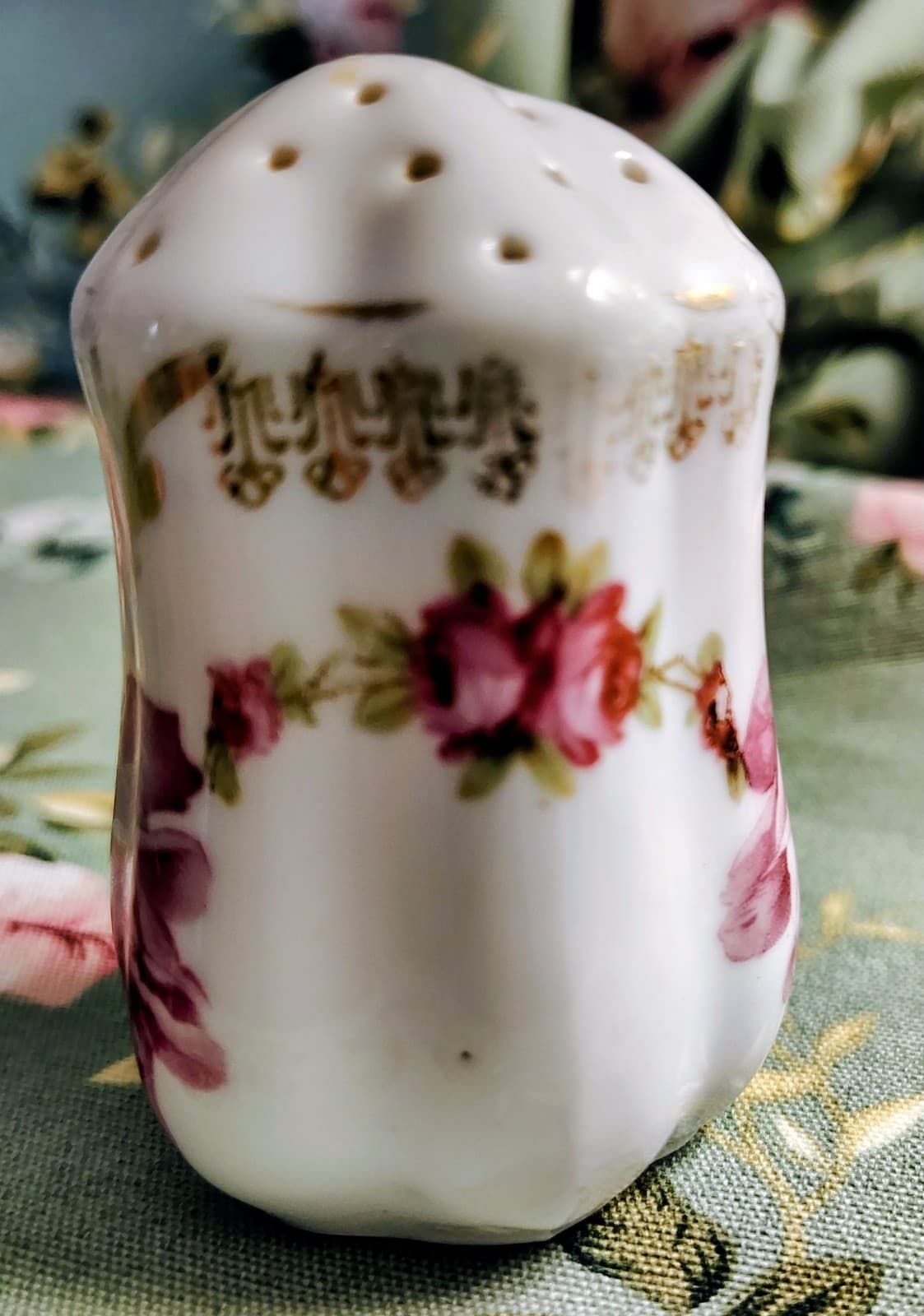 Vintage Floral Porcelain Salt Shaker - Thumbnail 2