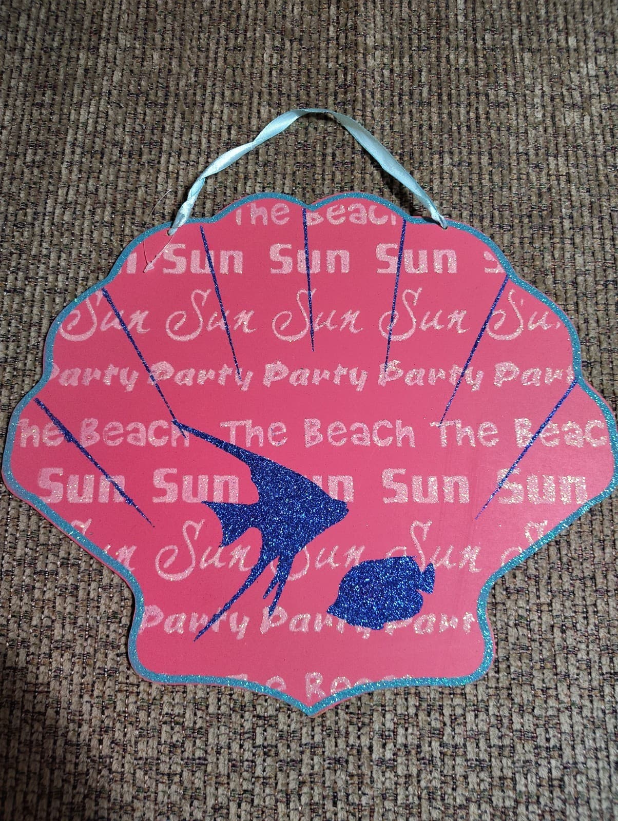 PINK SEASHELL WITH BLUE TROPICAL FISH BEACH PARTY LUAU DECORATIVE WALL SIGN