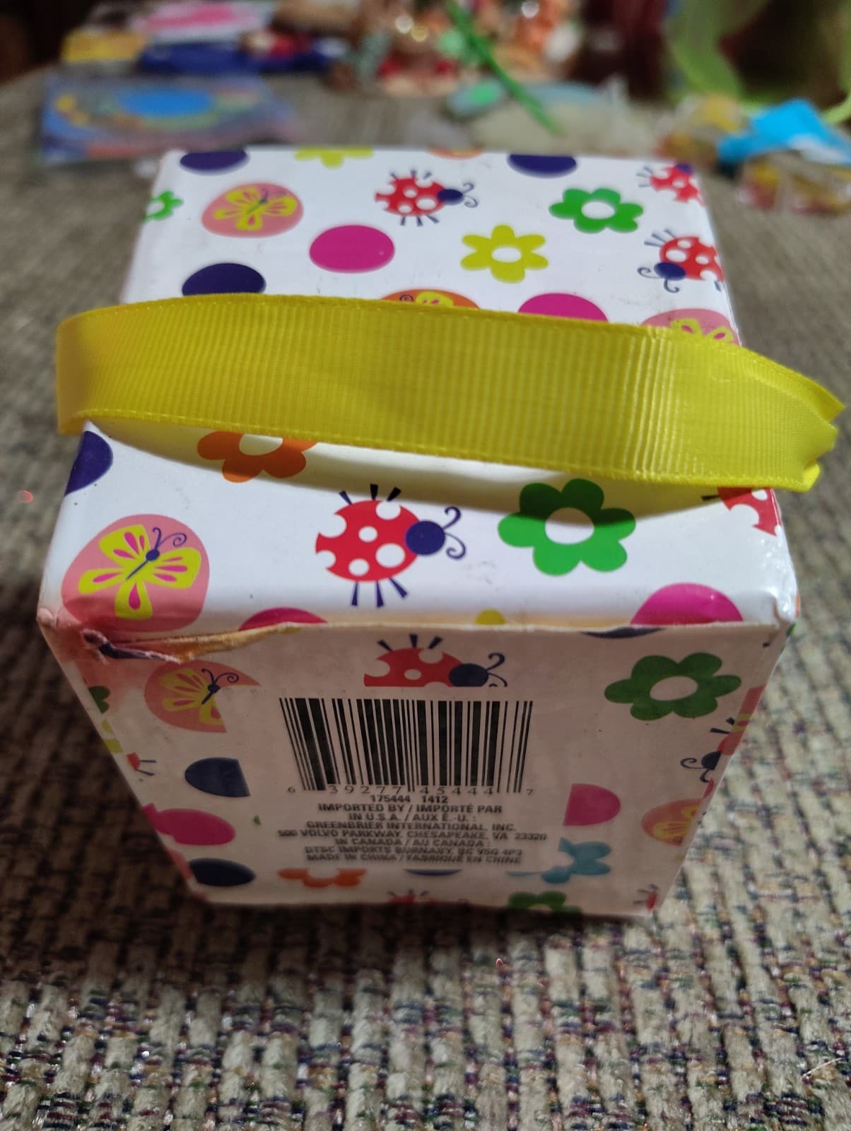Colorful Easter Container, 4 By 6 Inches, Flower Design/Ladybug Design - Thumbnail 4
