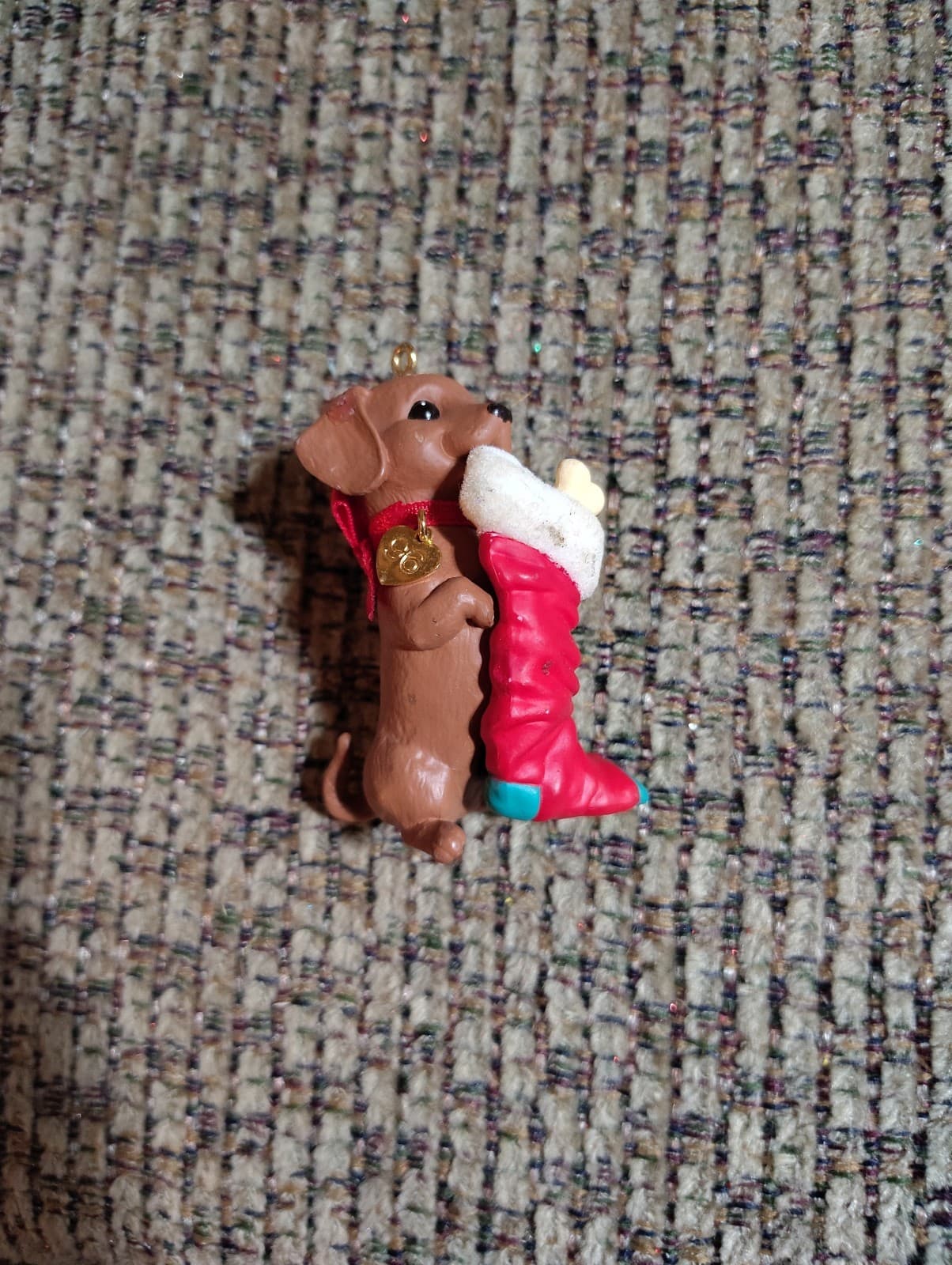 1996 Puppy Love Hallmark Ornament #6 Dachshund with Stocking Signed