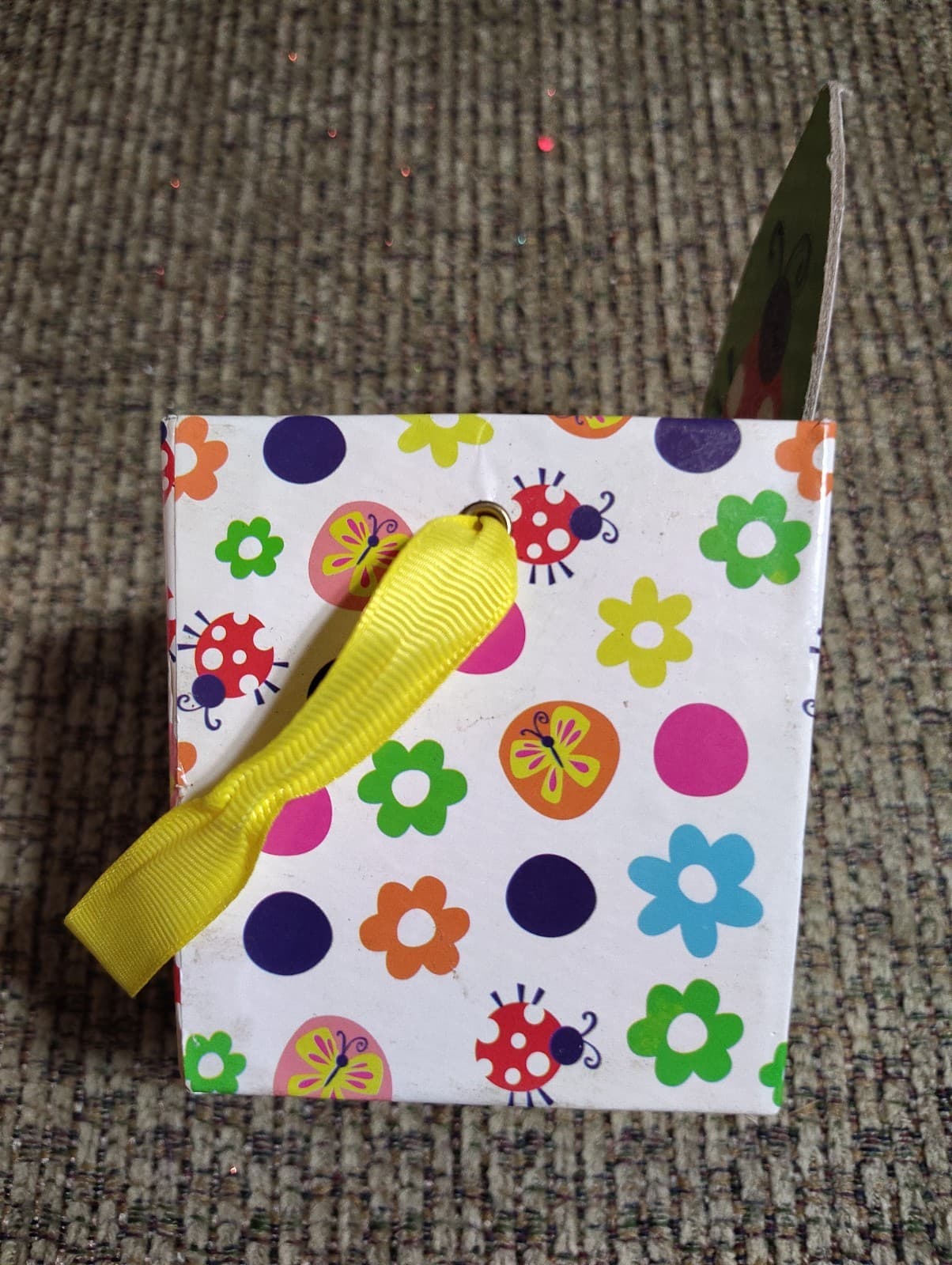Colorful Easter Container, 4 By 6 Inches, Flower Design/Ladybug Design - Thumbnail 6