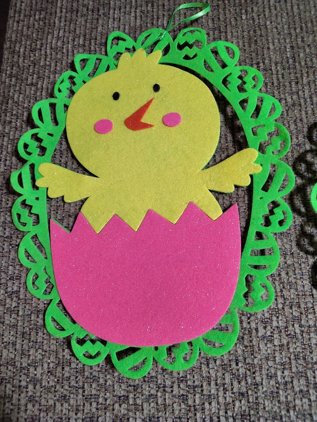 Set Of 2 Easter Baby Chicks Felt Hanging Decor Wall Decoration Chirp Happy - Thumbnail 2