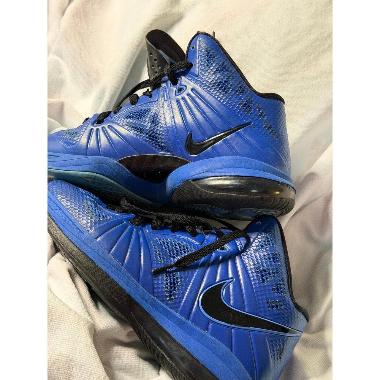 Nike LeBron James Blue Basketball Shoes - Size 8.5, Excellent Condition - Thumbnail 4