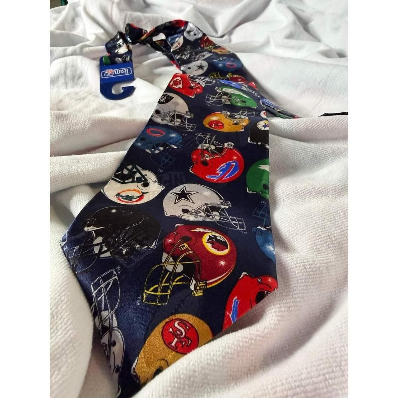 NFL Silk Tie with Football Helmets Design - Team Spirit - Thumbnail 5